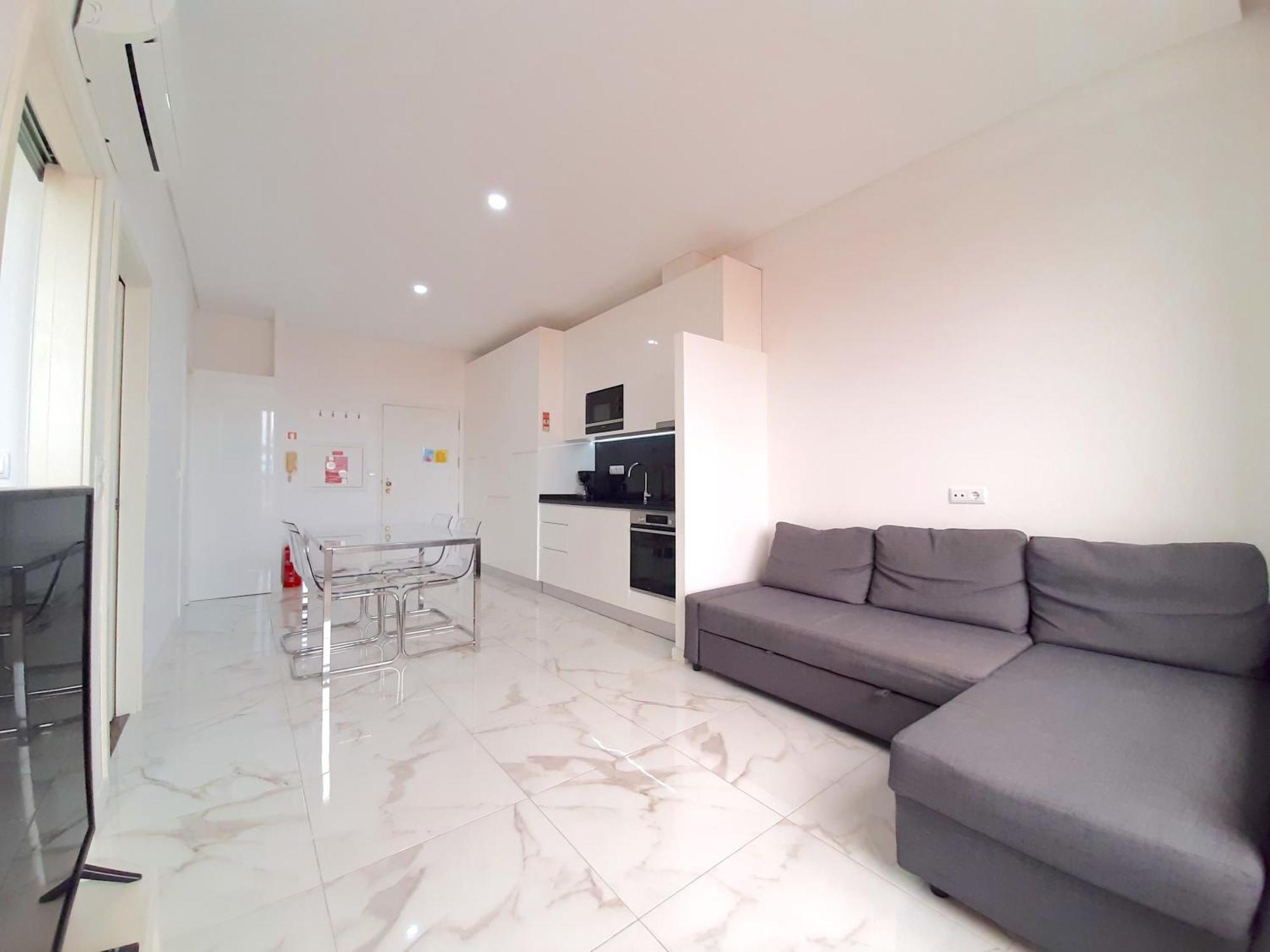 Vb By Flat In Apartment