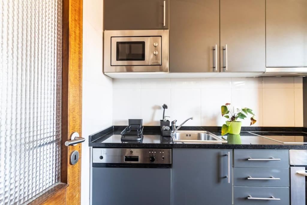3 Bedroom Center *