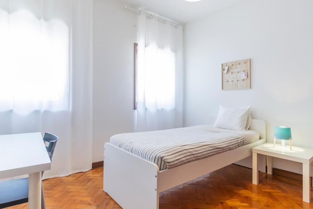 Apartment 3 Bedroom Center *