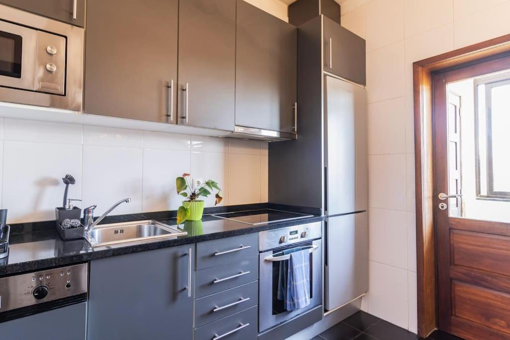 3 Bedroom Center *