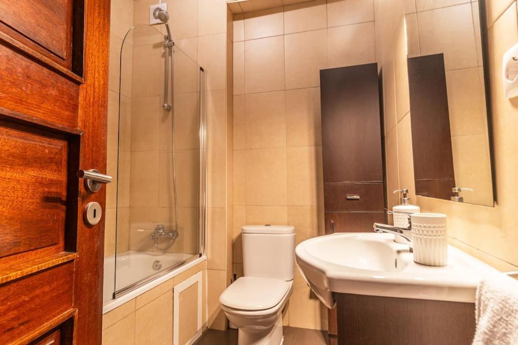 3 Bedroom Center