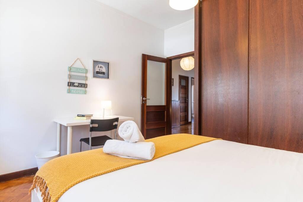 3 Bedroom Center Apartment Porto