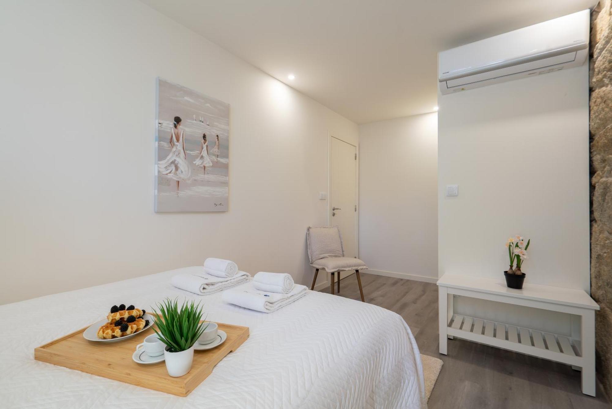 Host Wise - Modern Comfy Flat Apartment Porto