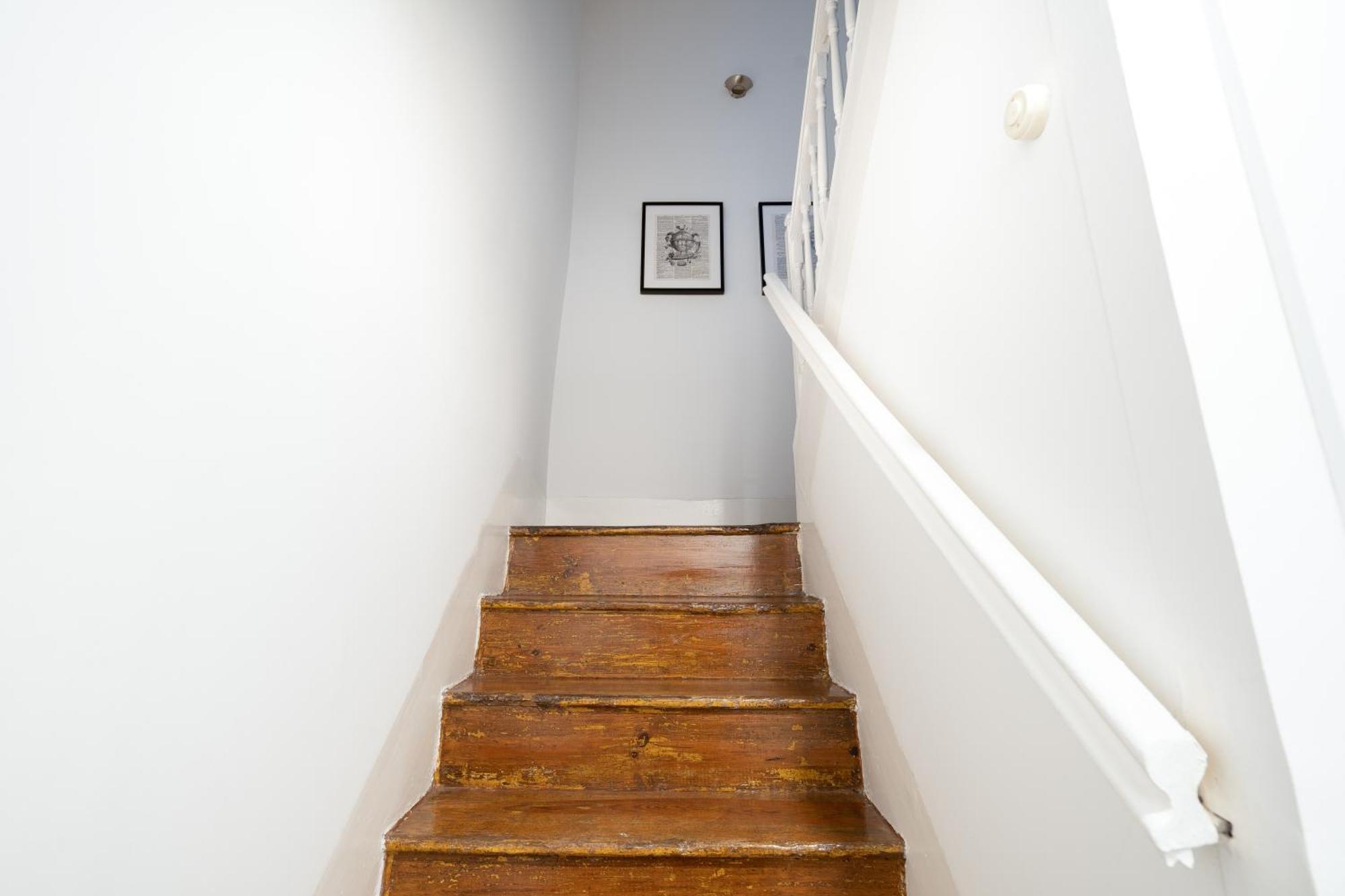 Host Wise - Modern With Terrace - Walk Everywhere Apartamento