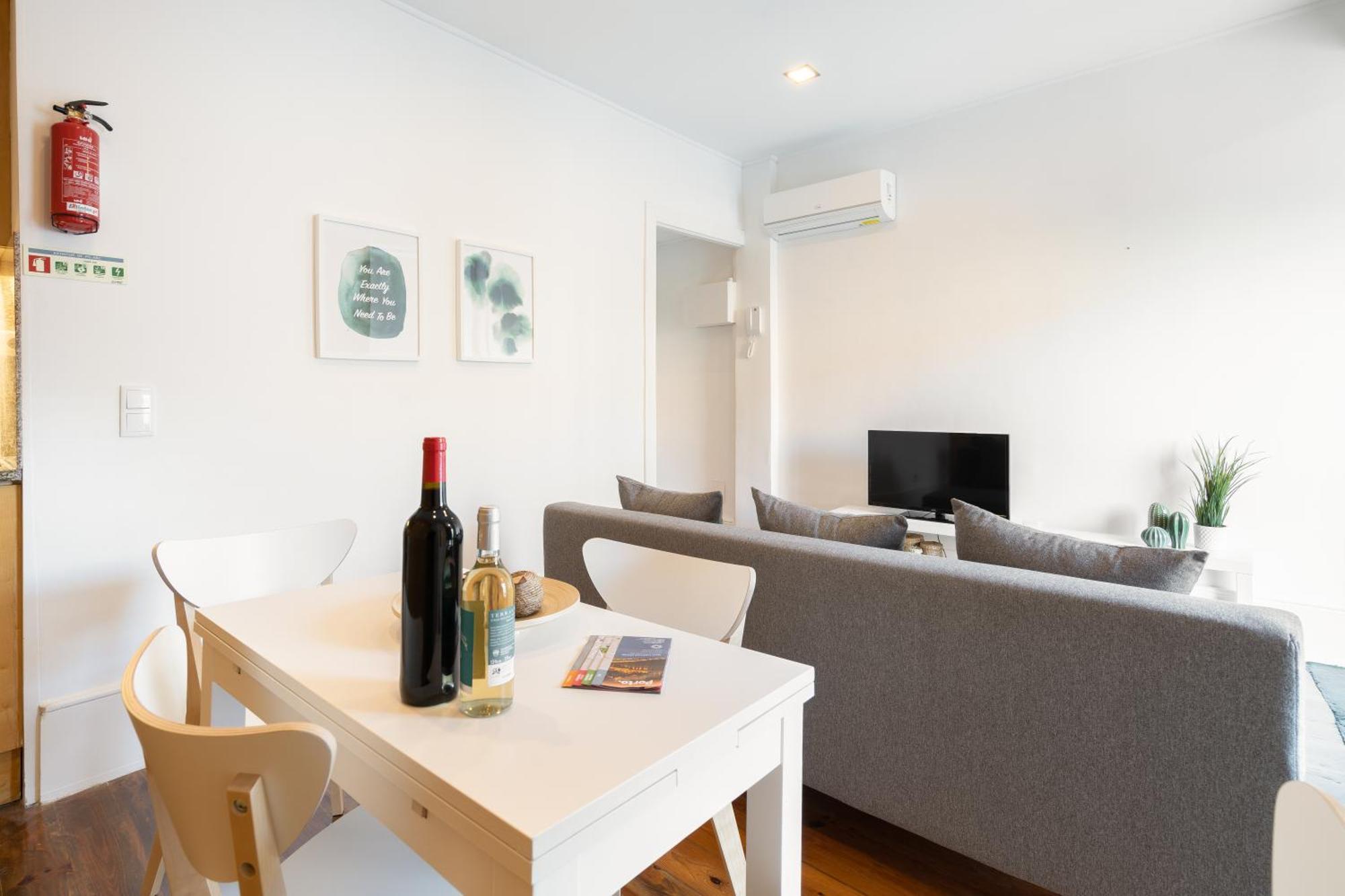 Apartamento Host Wise - Modern With Terrace - Walk Everywhere Porto