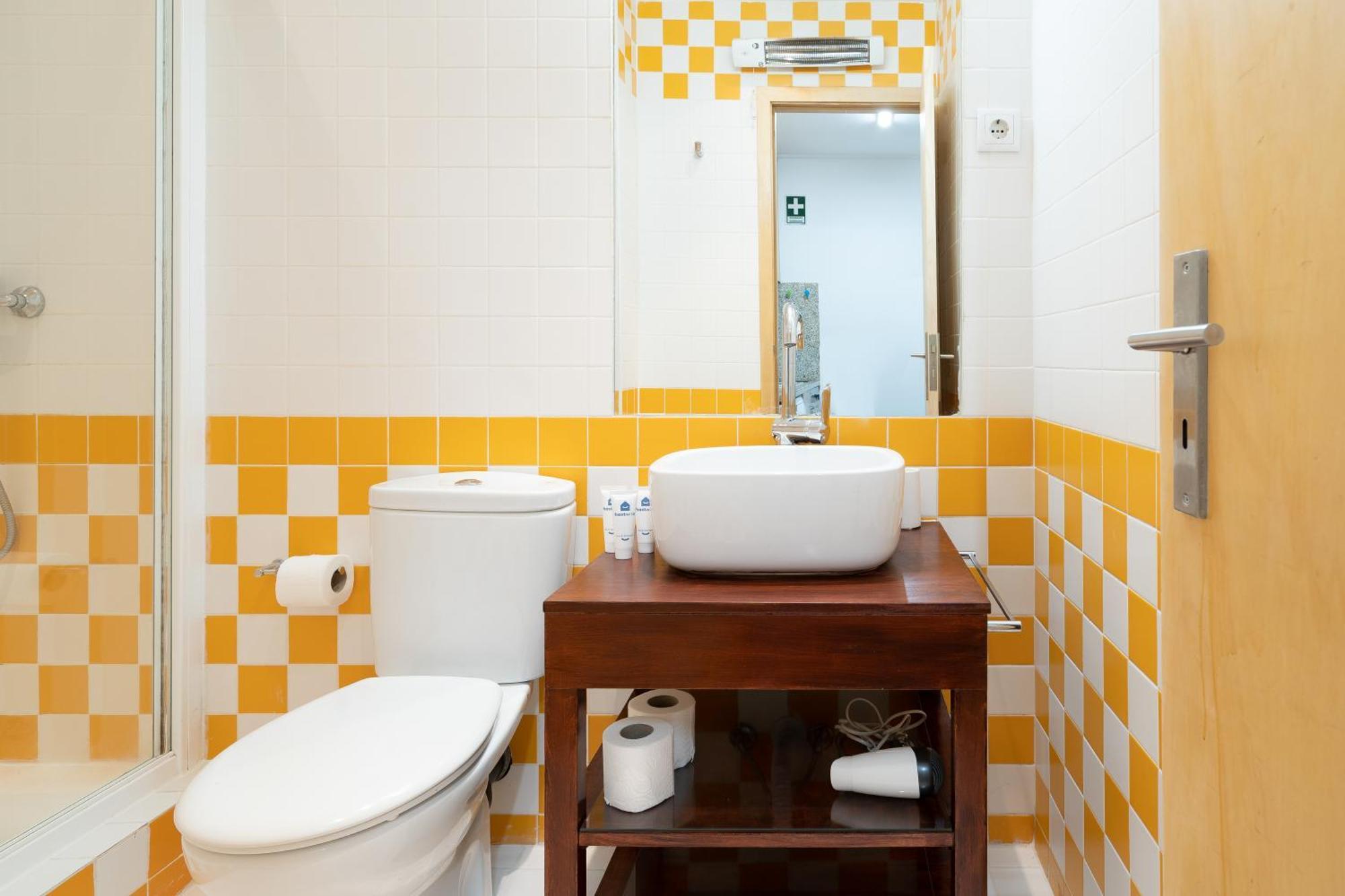 Host Wise - Modern With Terrace - Walk Everywhere Apartamento Porto