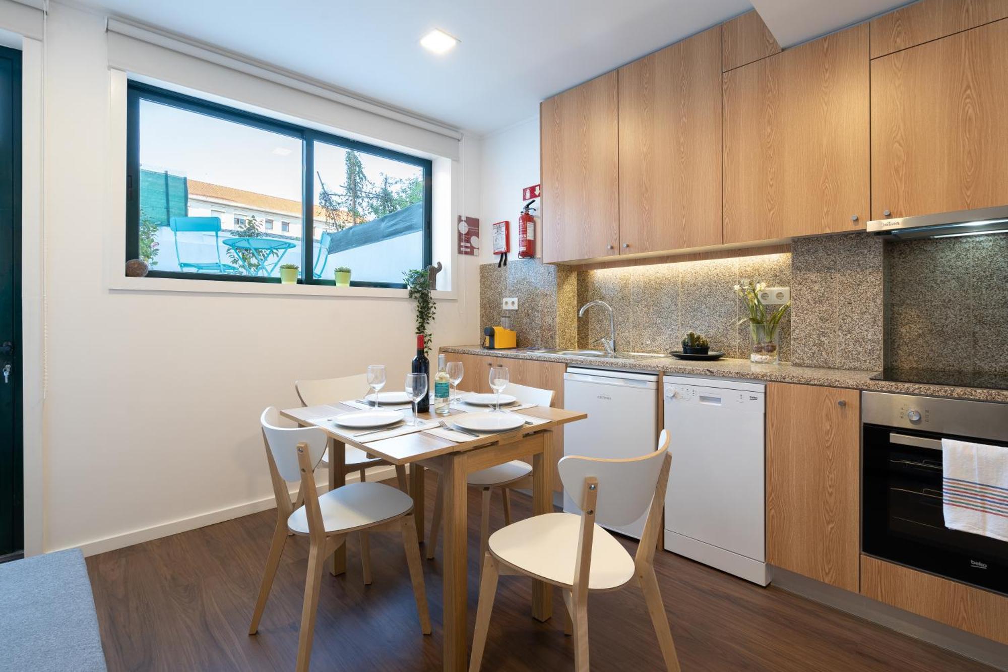 Host Wise - Modern With Terrace - Walk Everywhere Apartamento
