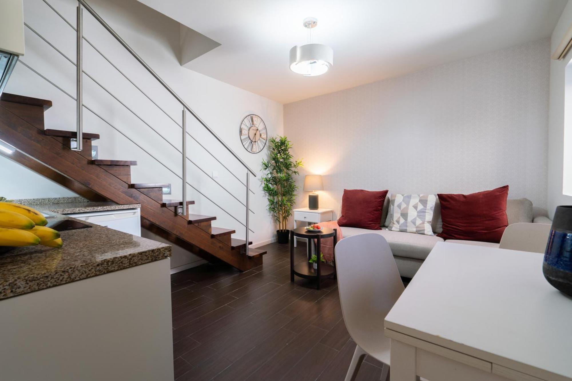 Host Wise - Impressive Restful Apartment *
