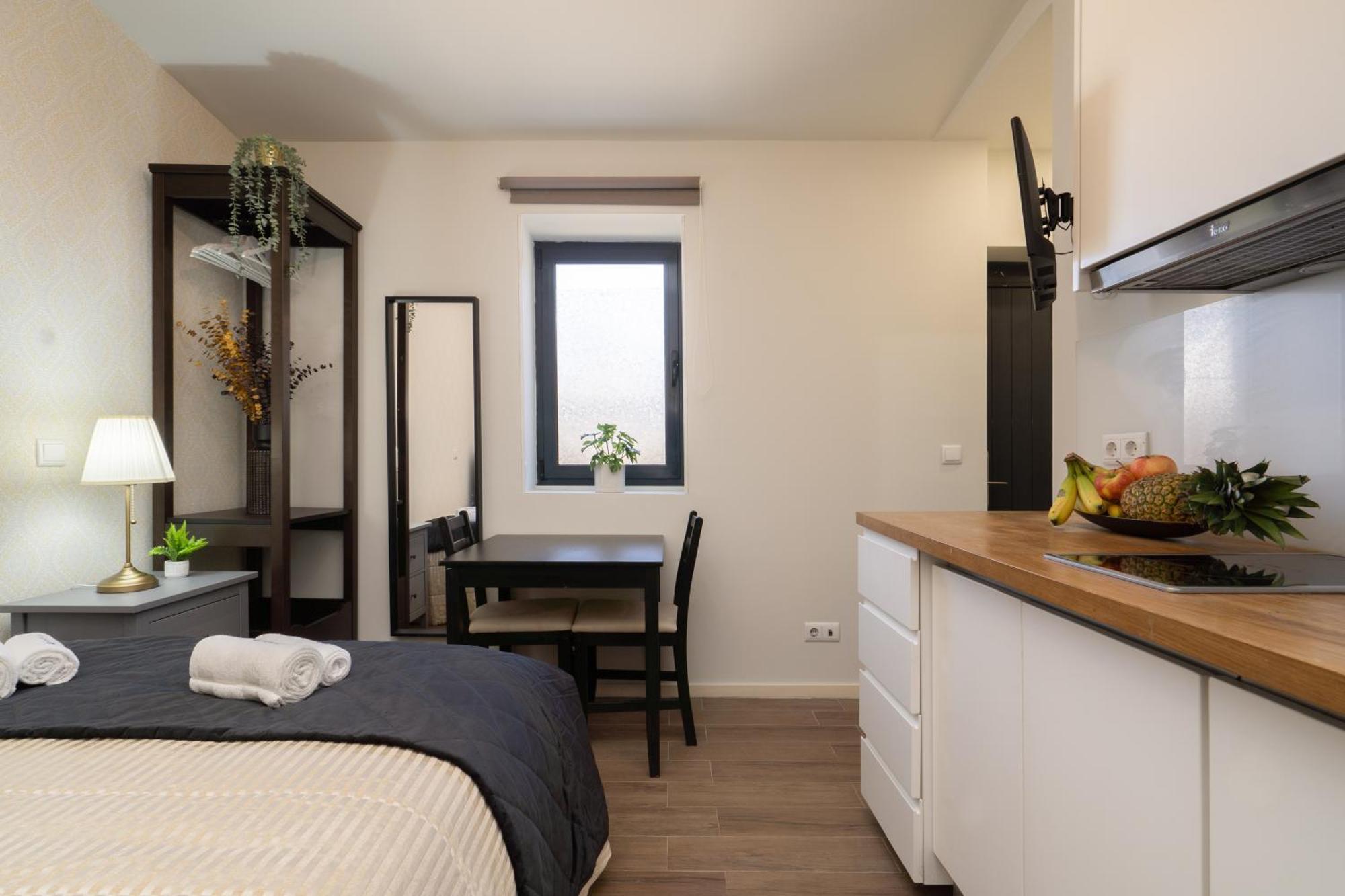 Host Wise - Impressive Restful