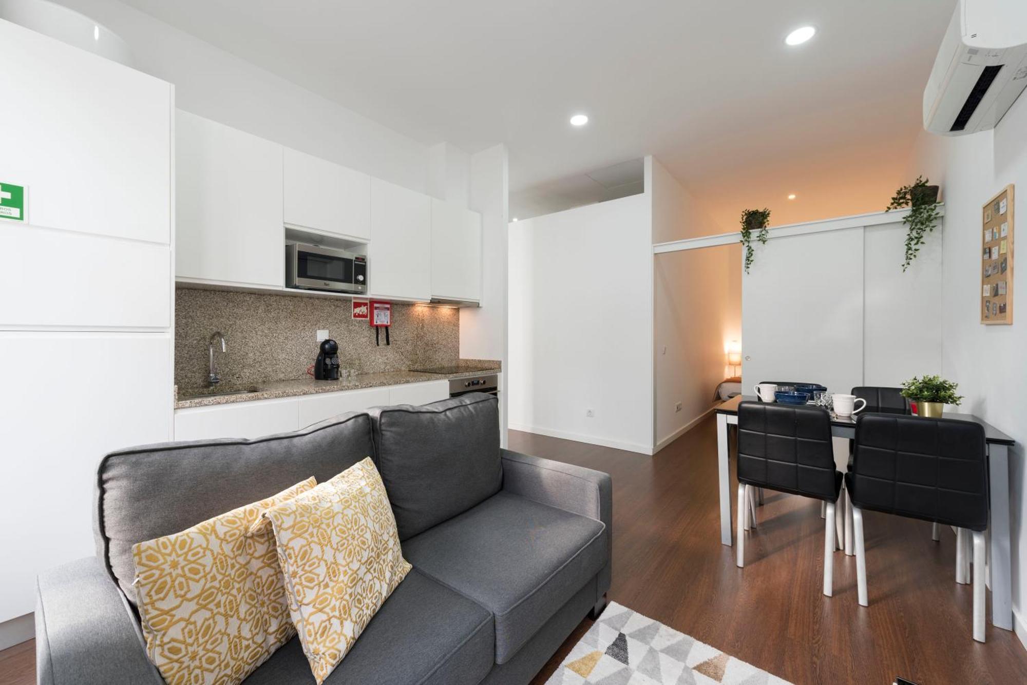 Boavista Roundabout By Sweet Apartment Porto