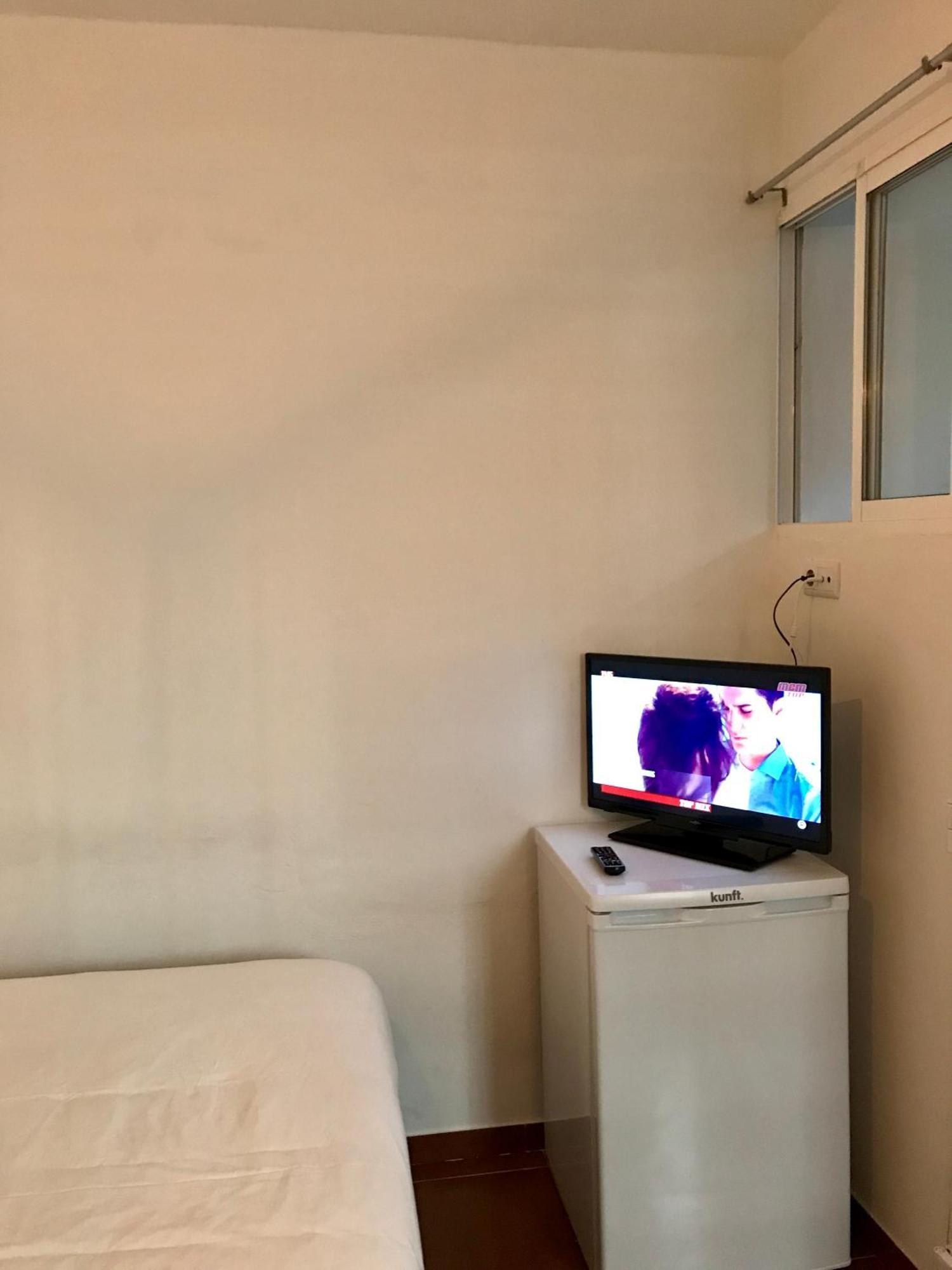 Firmeza 358 - Street Level Apartment