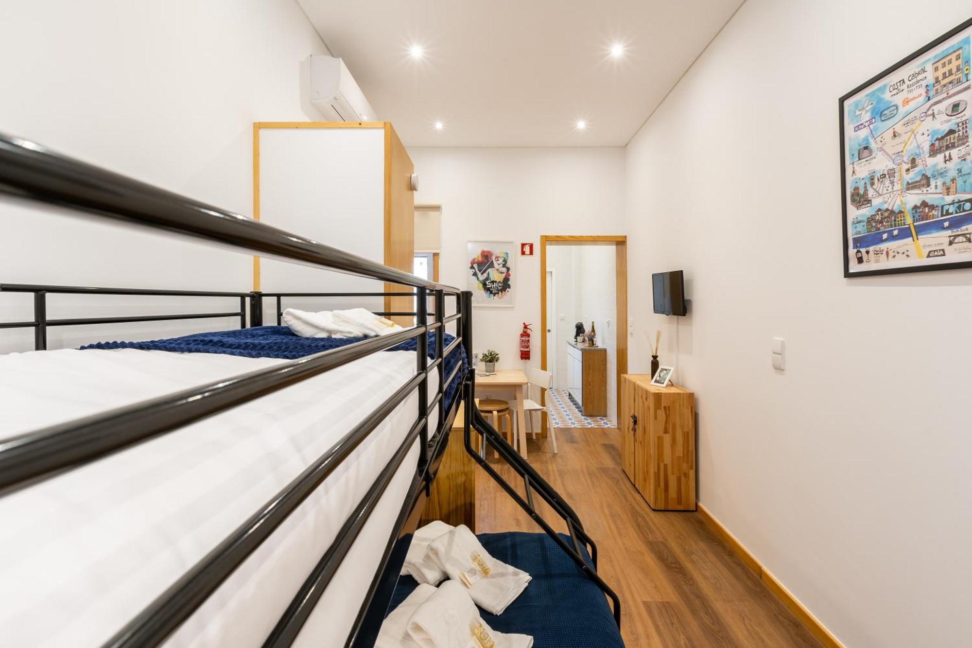 Apartment 733 Costa Cabral Metro *