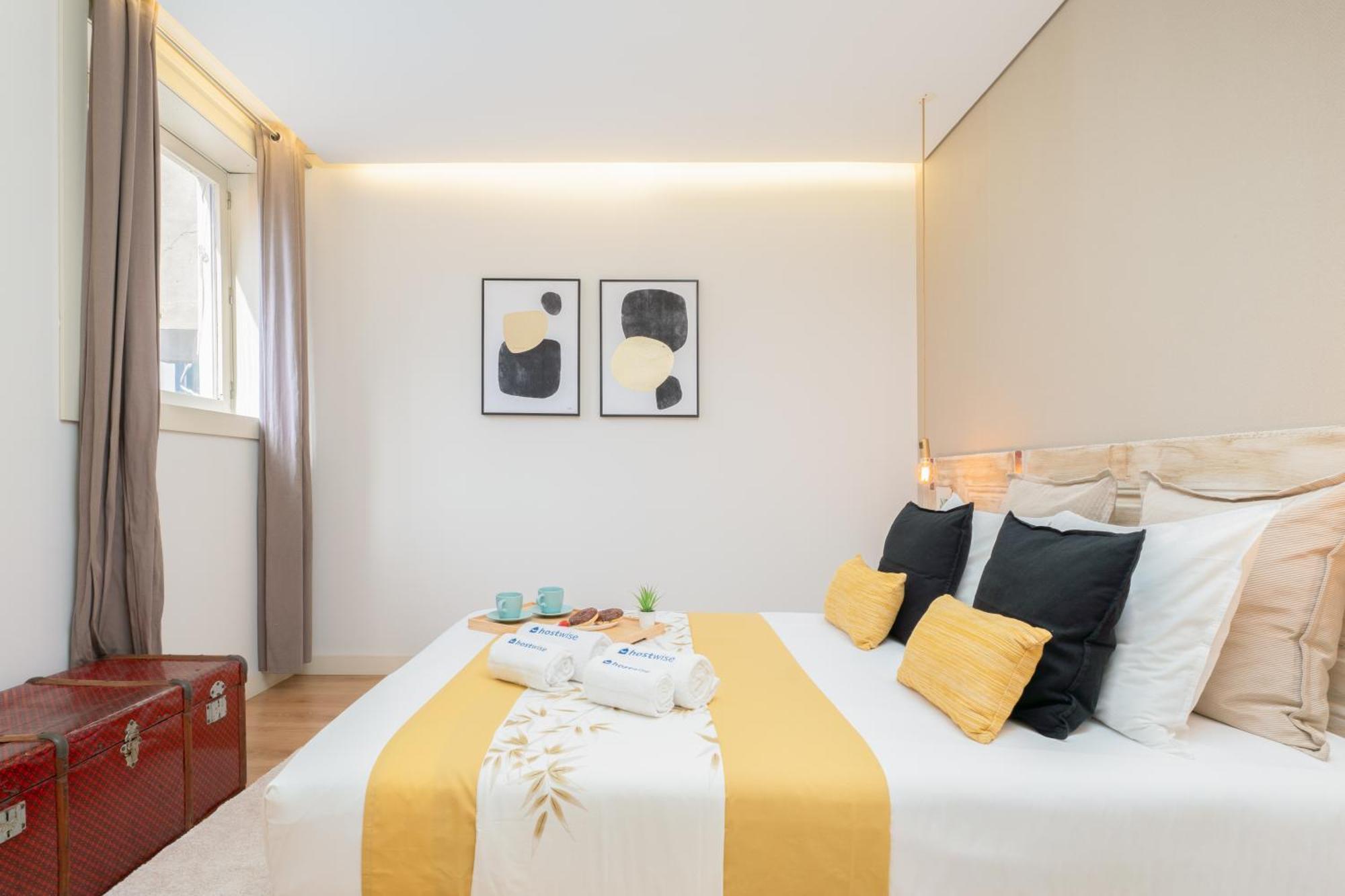 Apartment Host Wise - Colorful Bright Flat With Balcony *