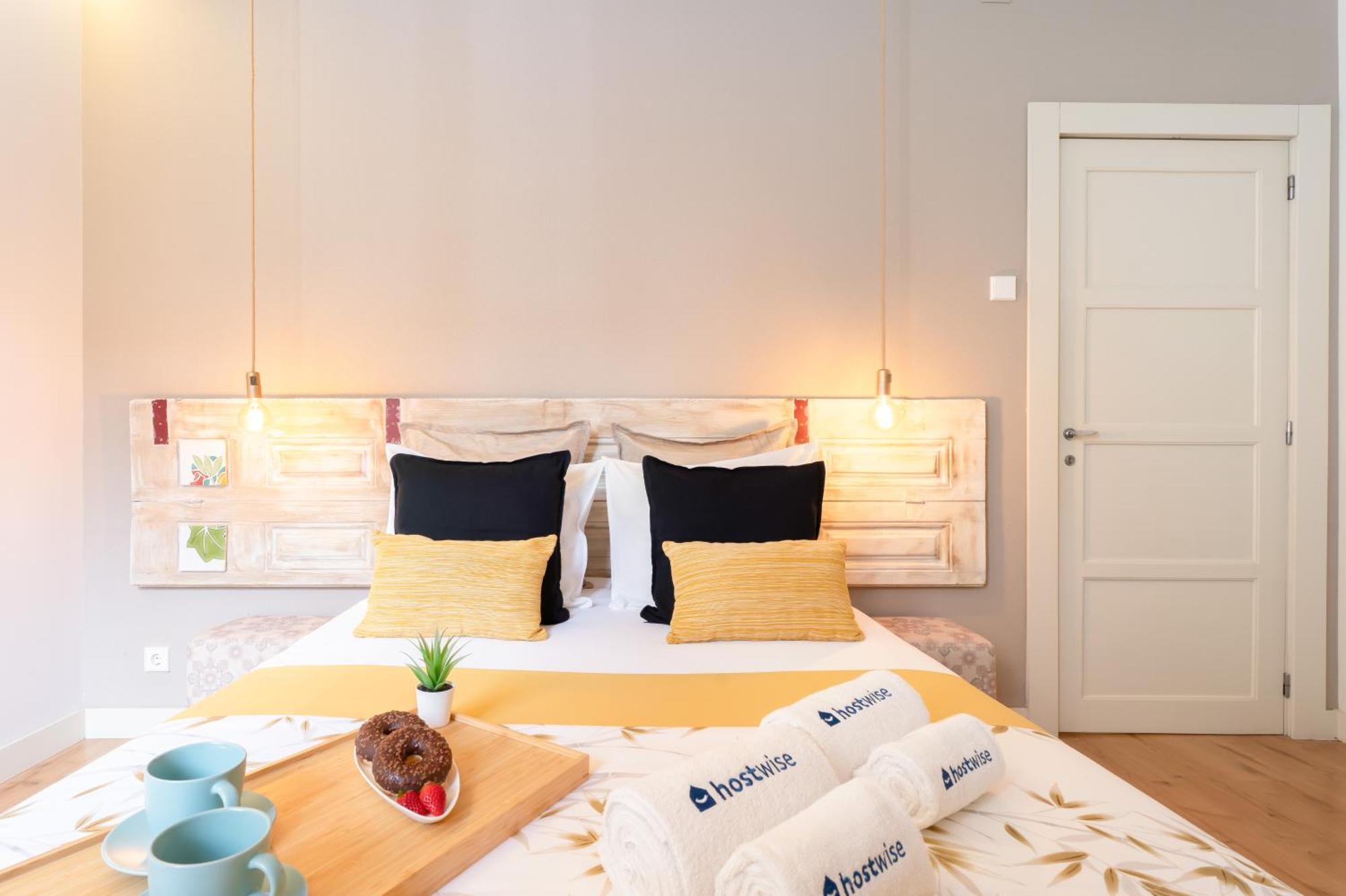 Host Wise - Colorful Bright Flat With Balcony Apartment Porto