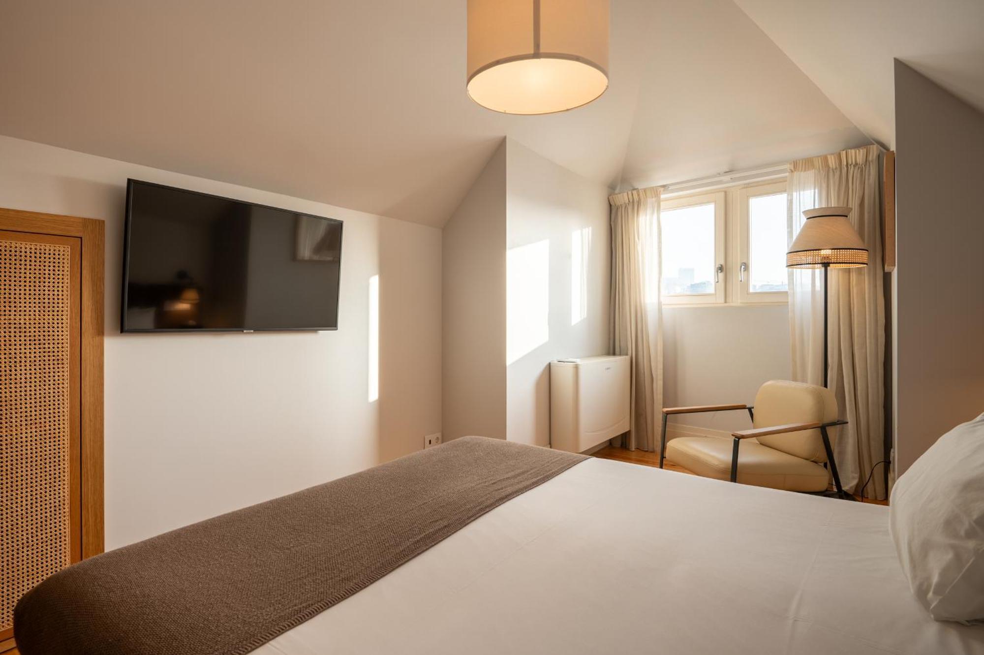 Memoria Flh Hotel