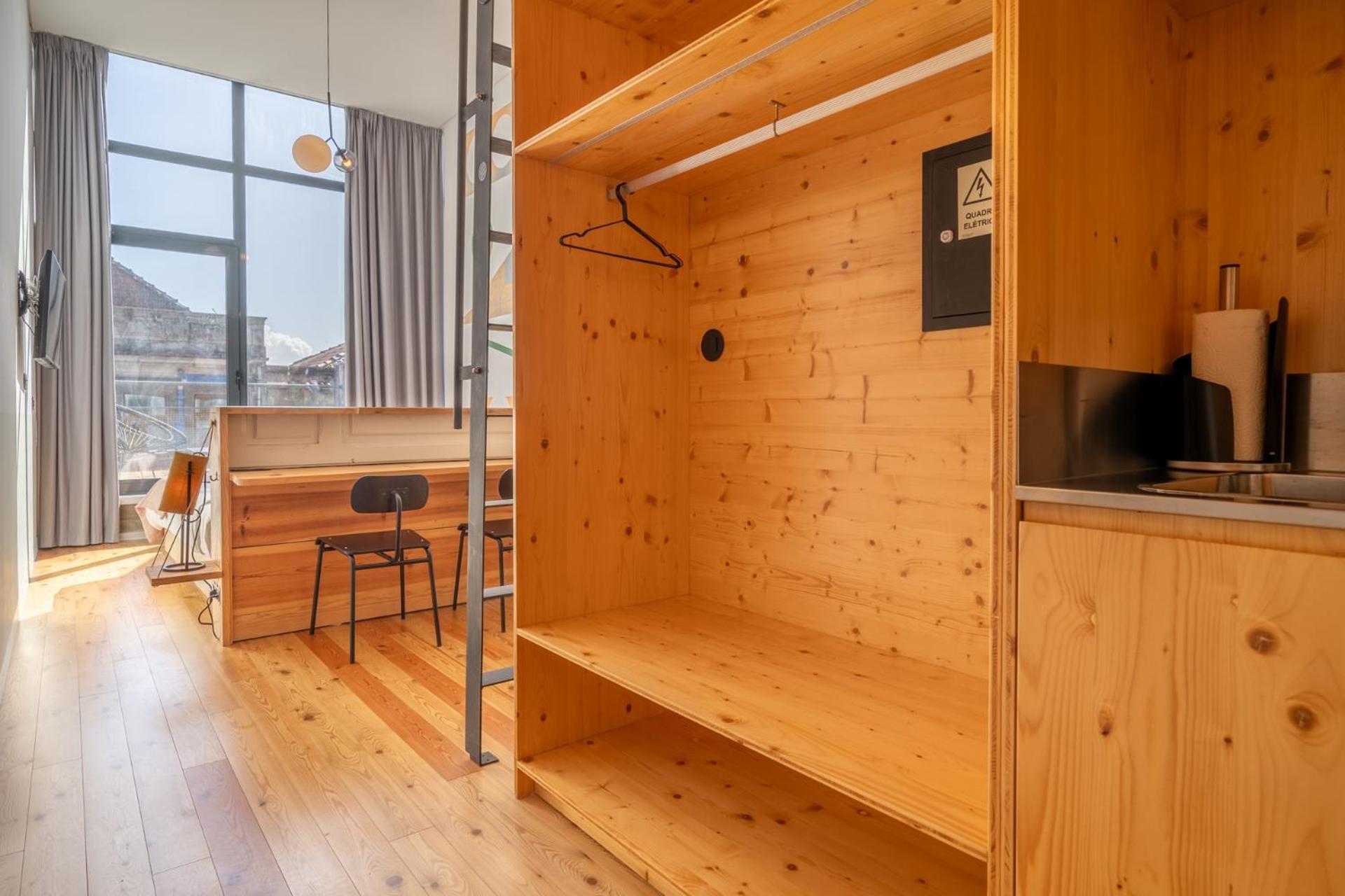 Limehome Rua Da Conceicao Guest house