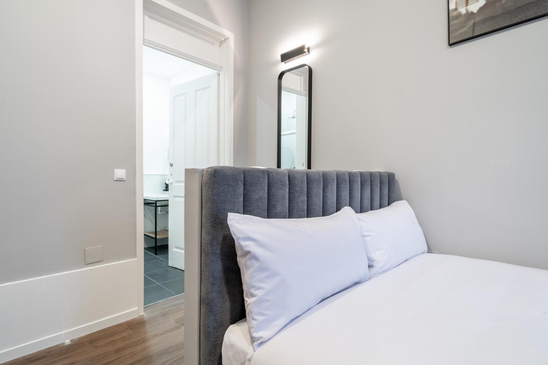 Limehome Rua De Dom Manuel Ii Apartment *