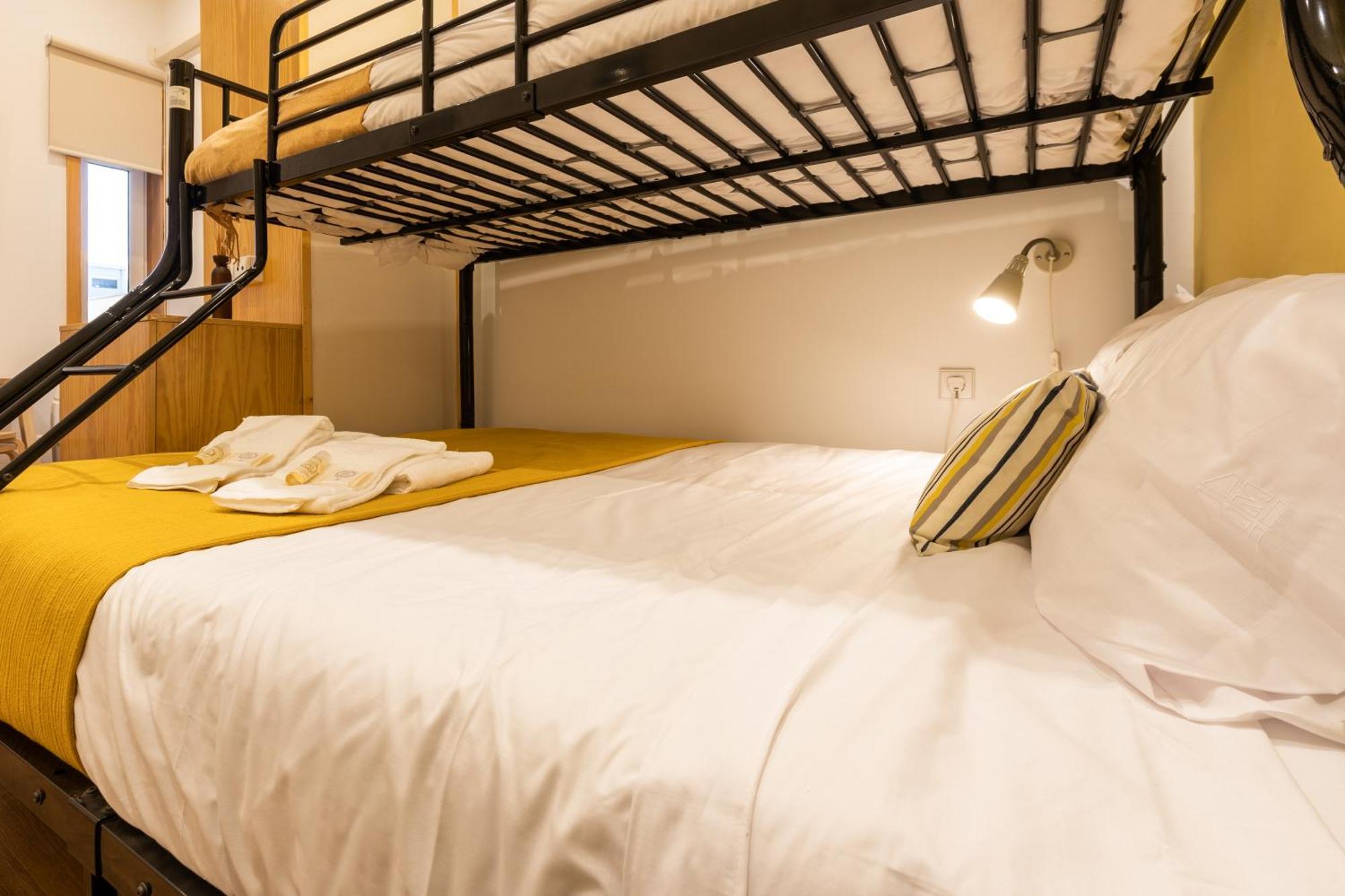 731 Costa Cabral Metro Apartamento Porto