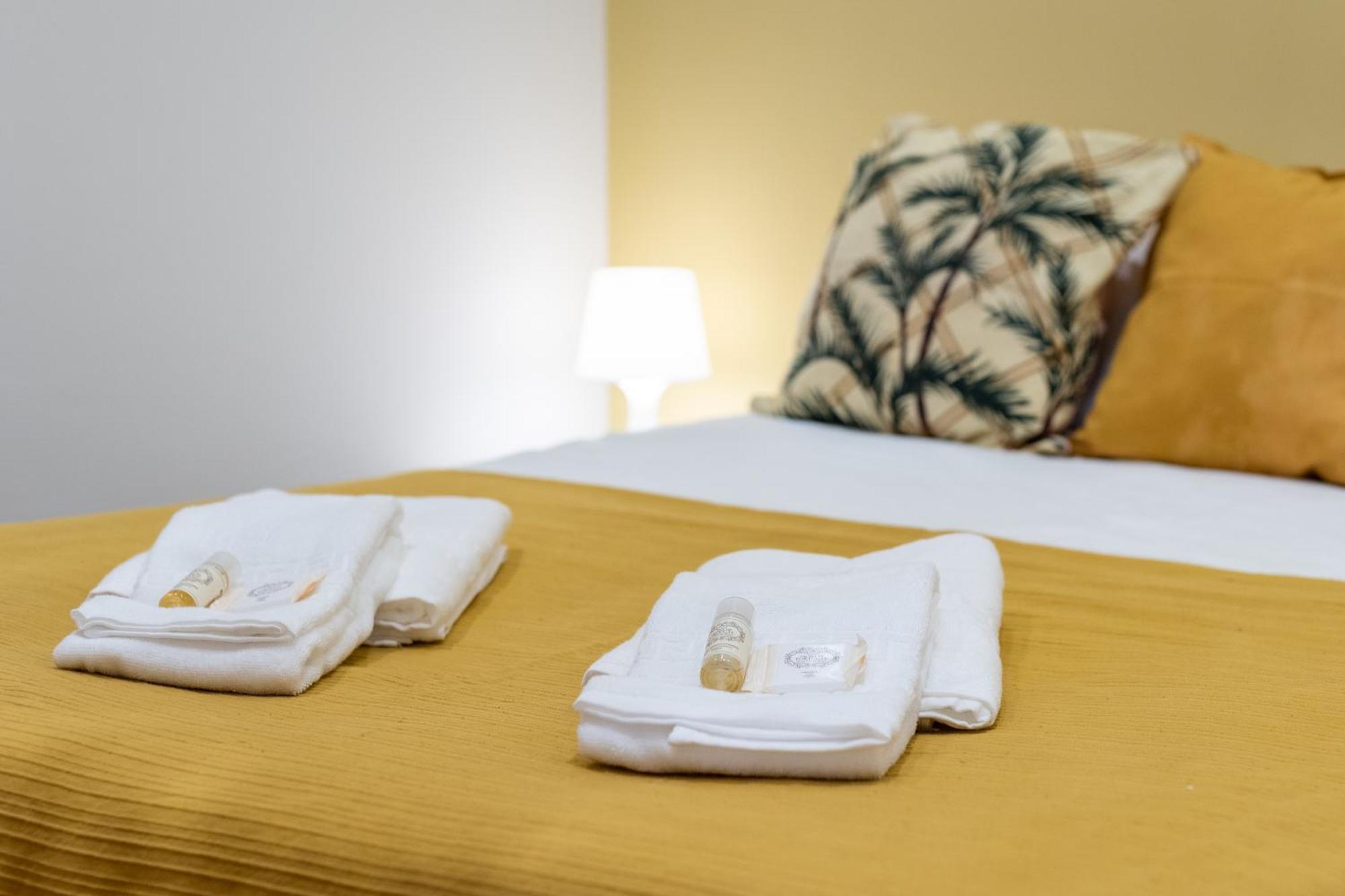 731 Costa Cabral Metro Apartamento Porto