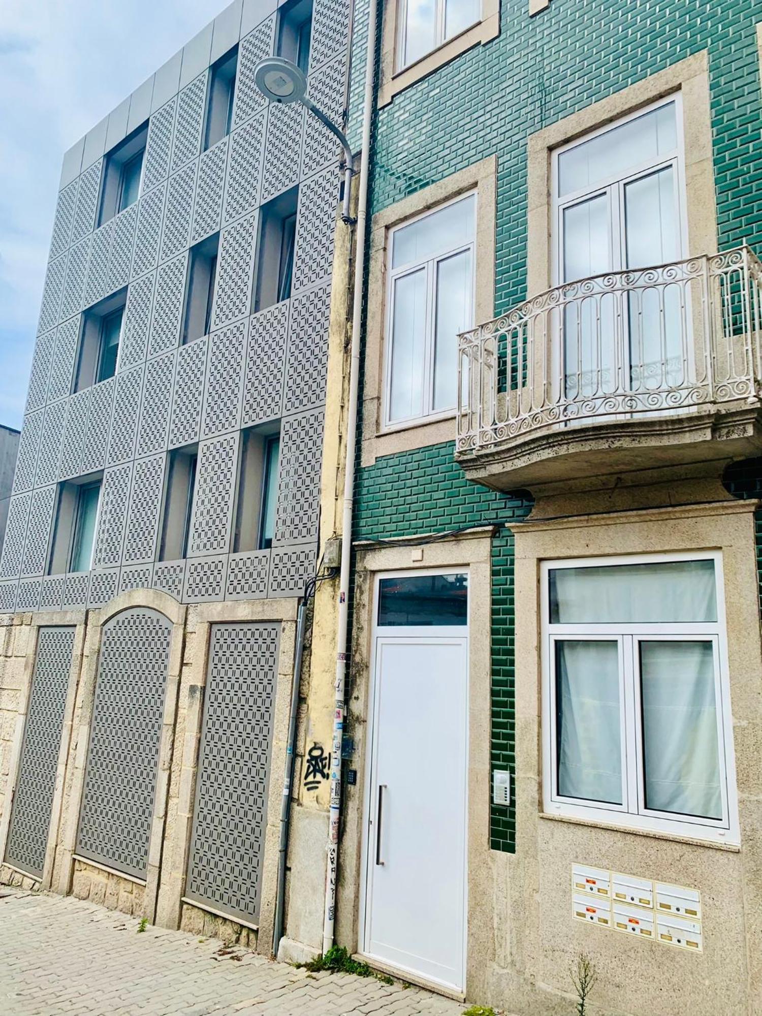 D'alma - Metro Loft Porto