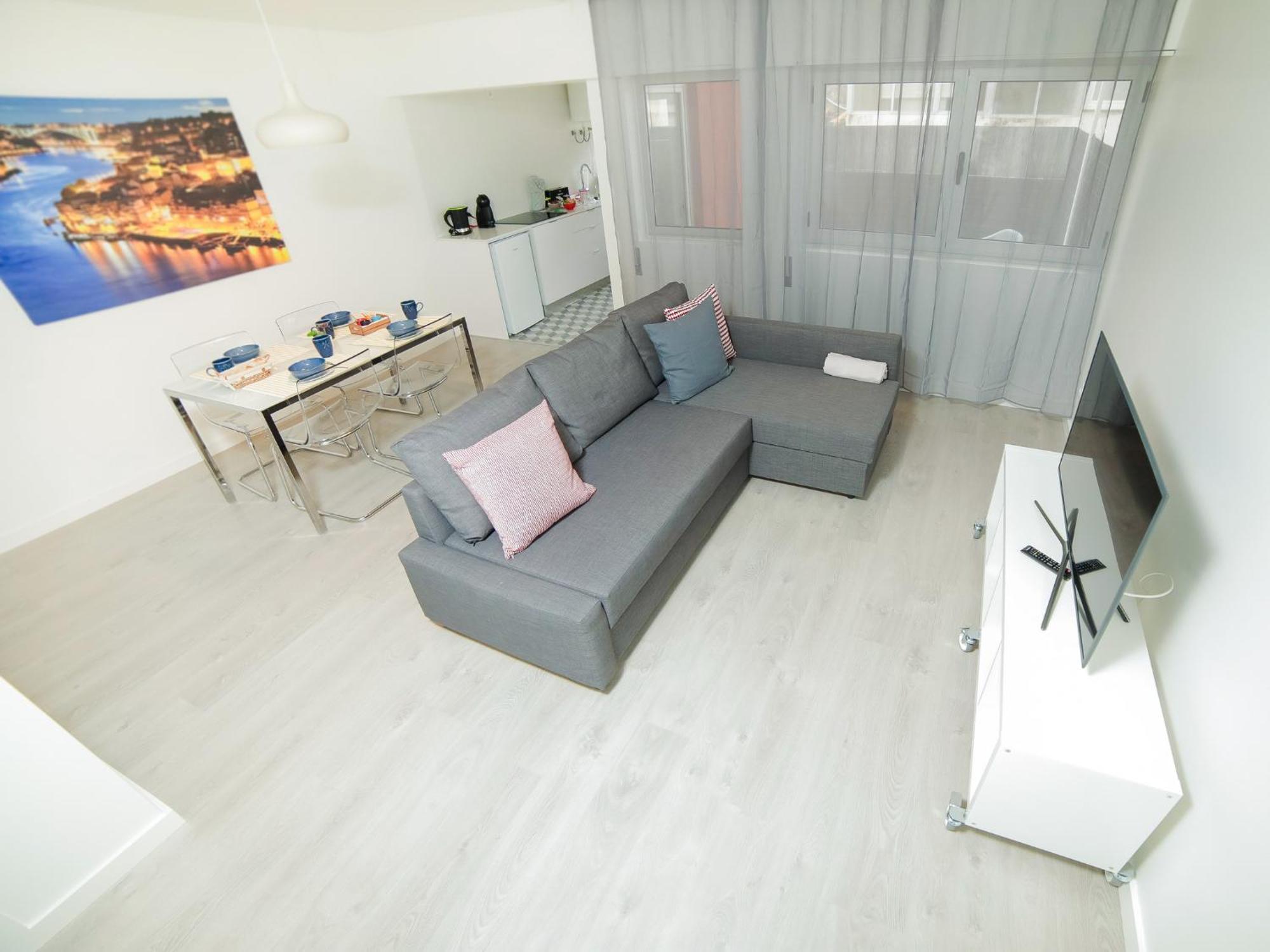 Apartment Cm Vintage
