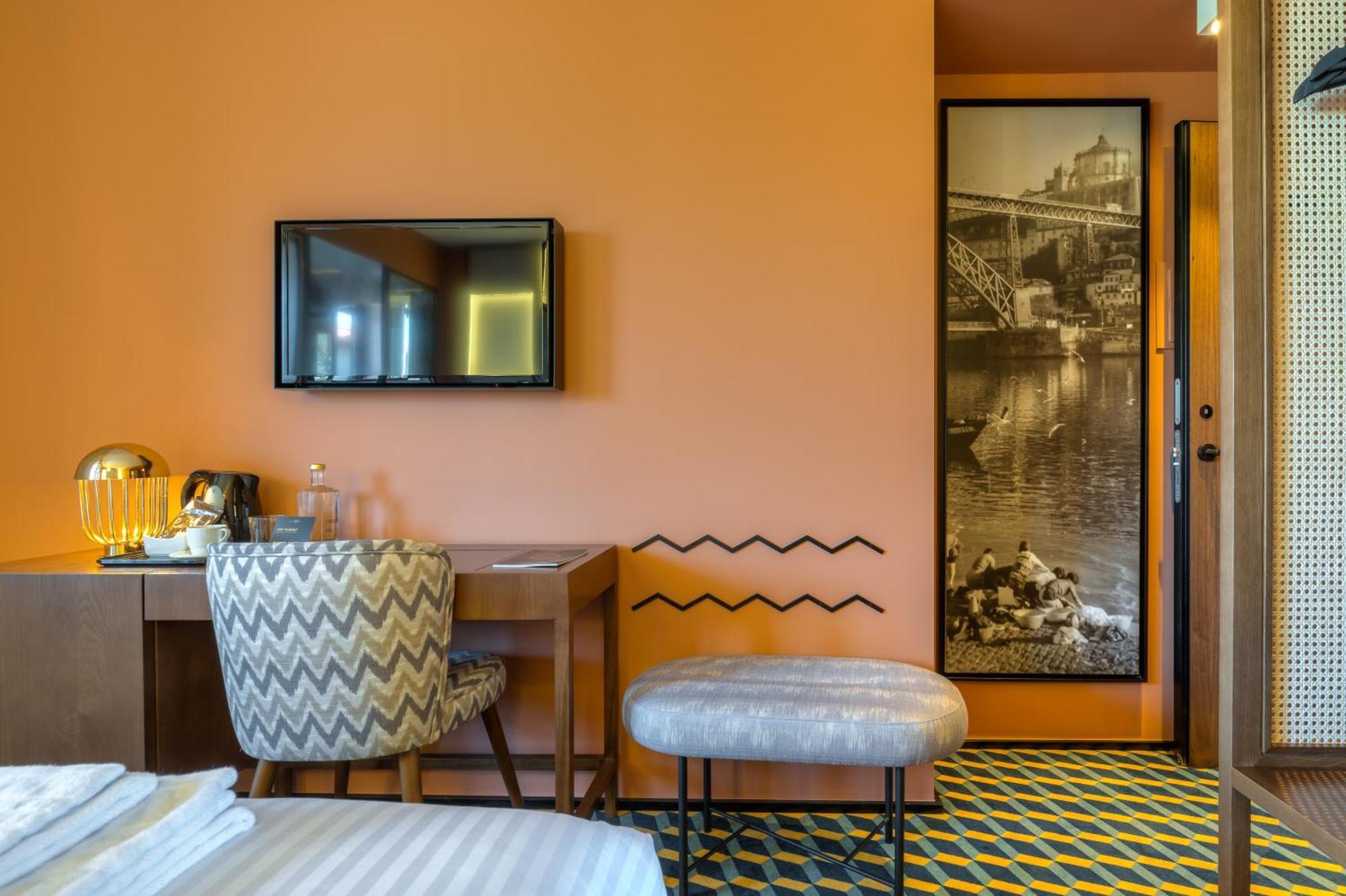 The Convo & 4* Porto
