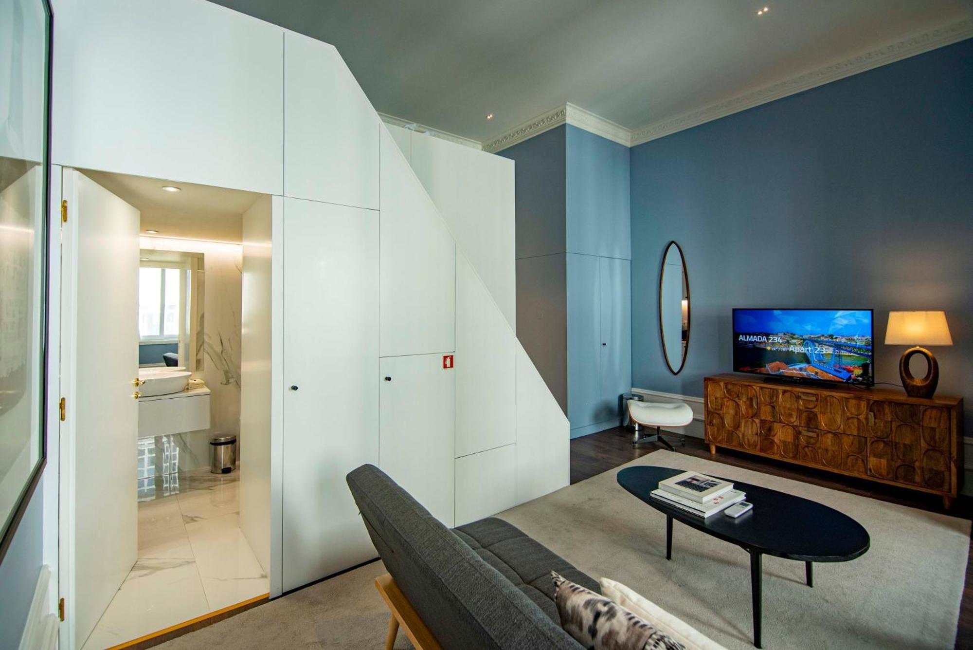 Apartment Almada 234
