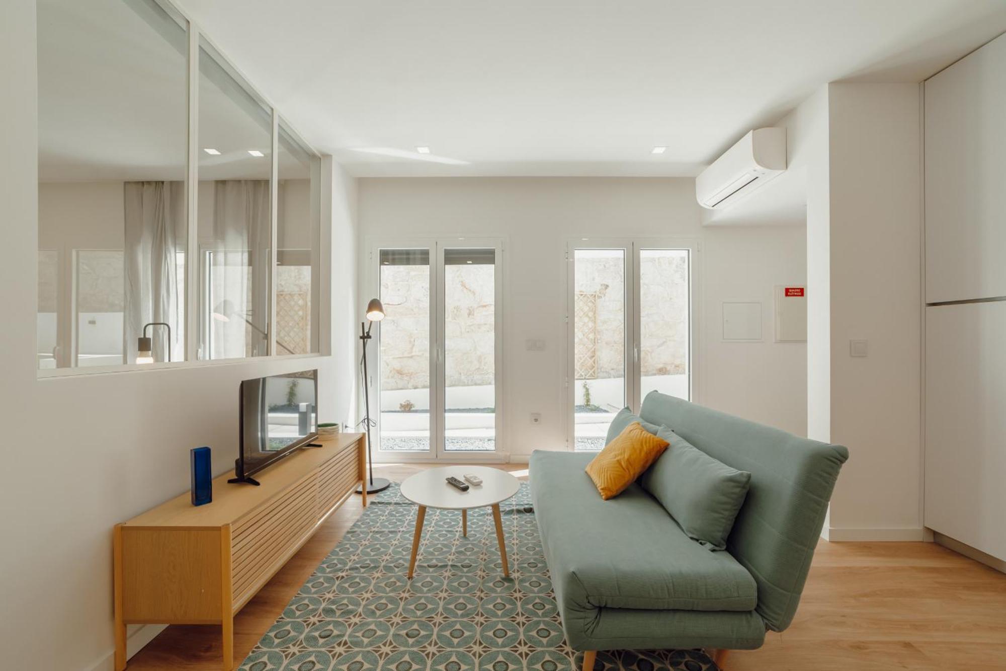 Courtyard Design By Vacationy Apartamento Porto