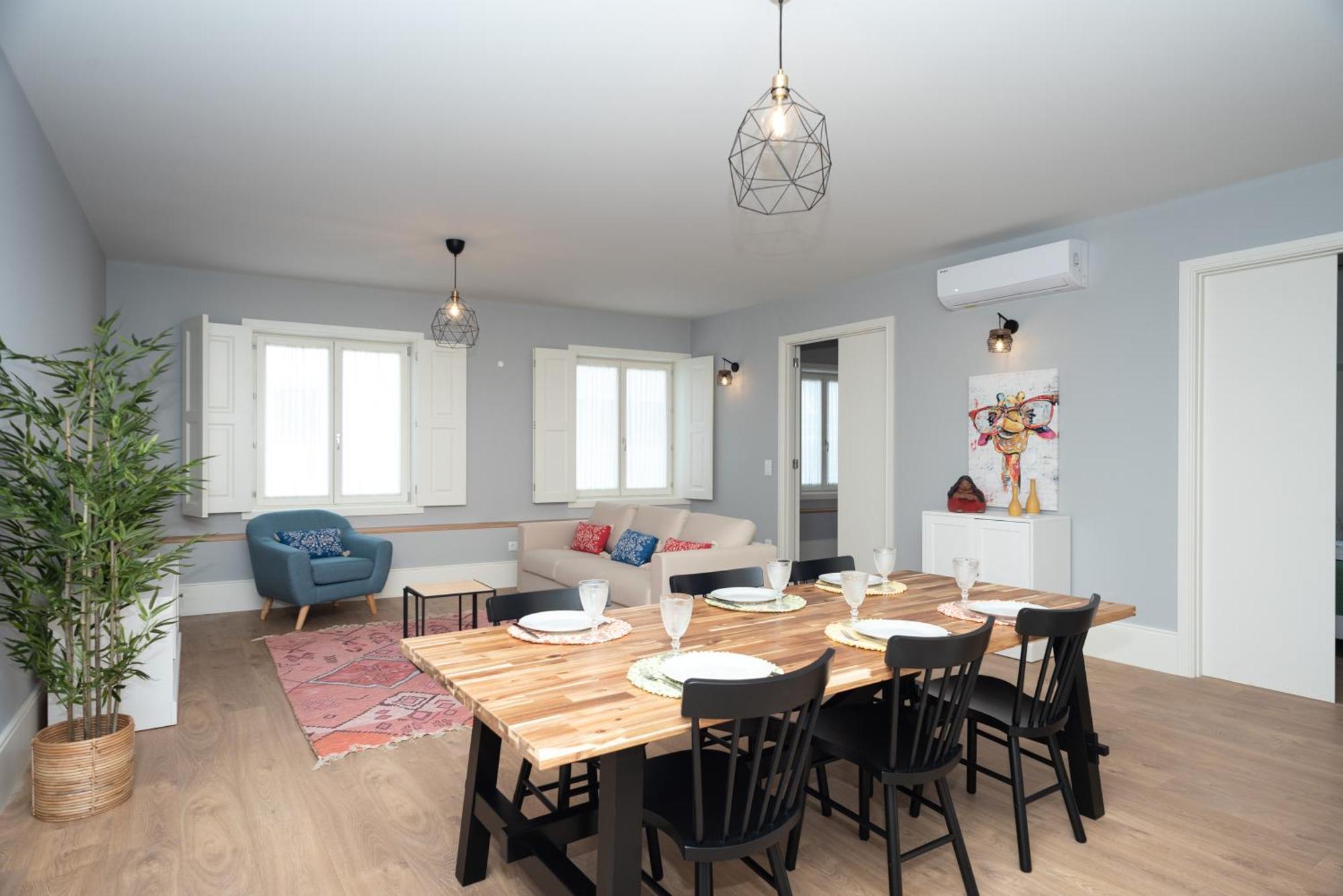 Xl Apartment