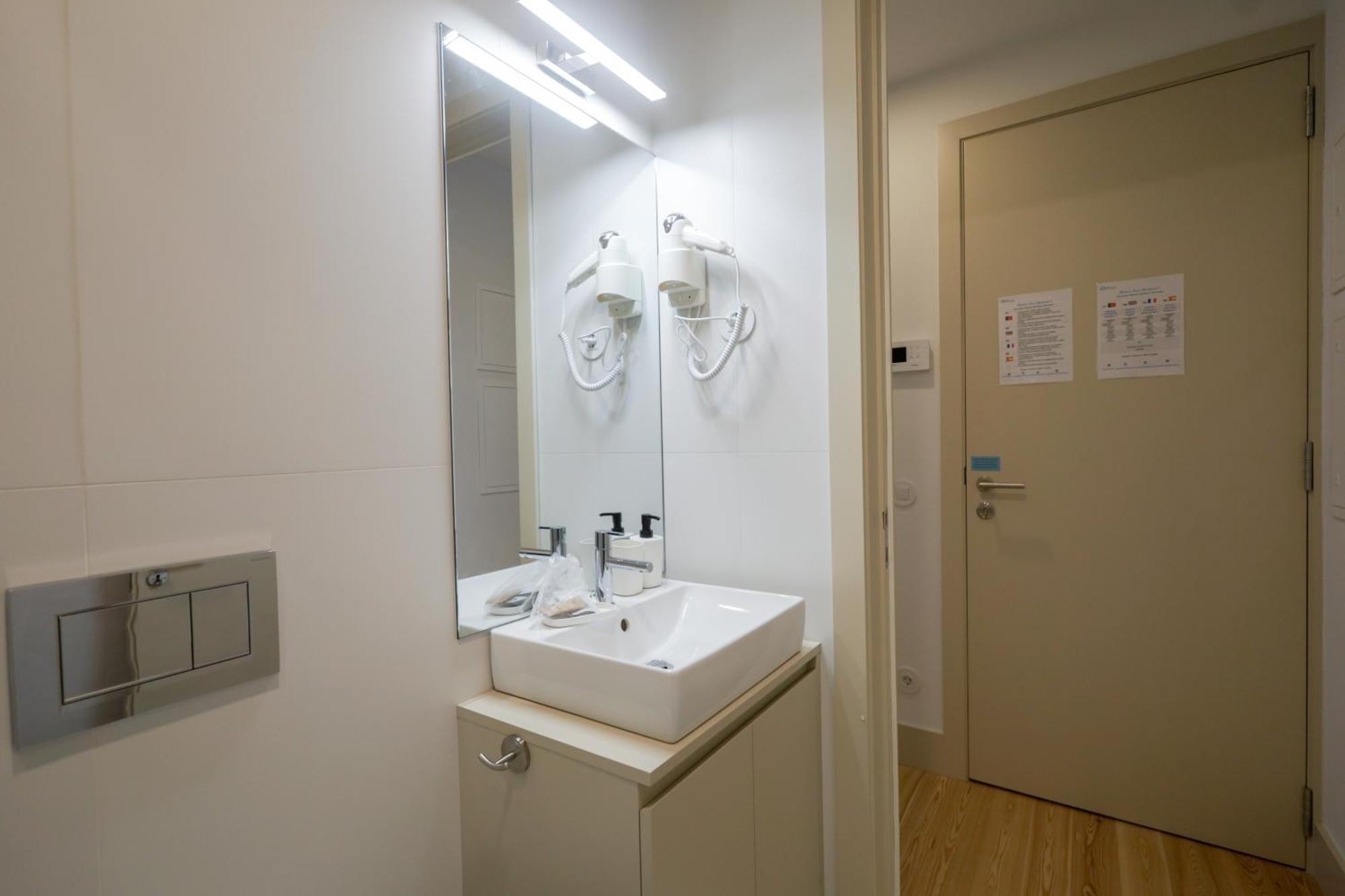 Martires Sweet Apts By Portocityhosts Apartment Porto