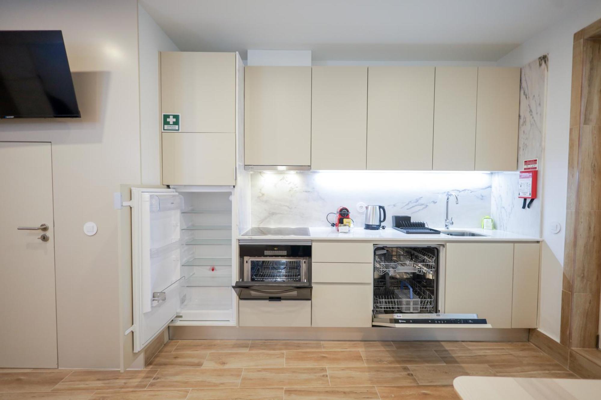 Martires Sweet Apts By Portocityhosts *