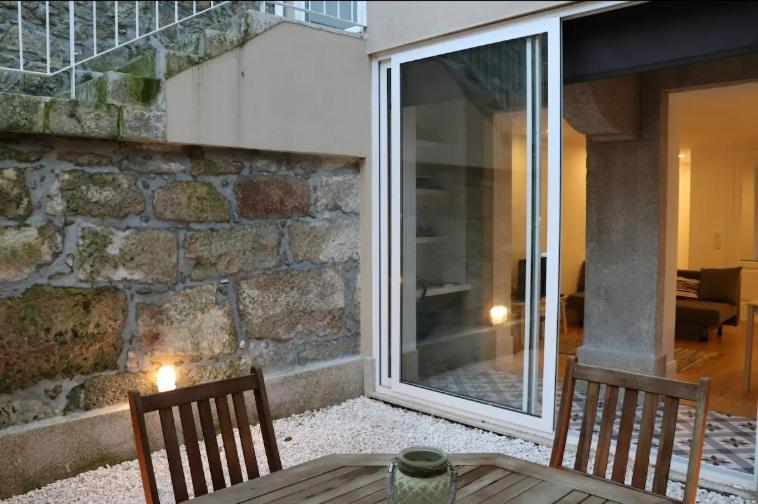 Lovely With Cute Terrace In Centre