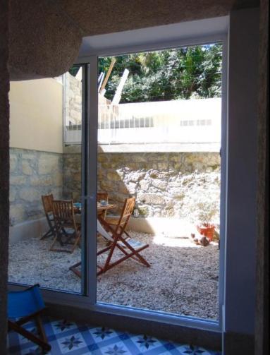 Lovely With Cute Terrace In Centre Apartment