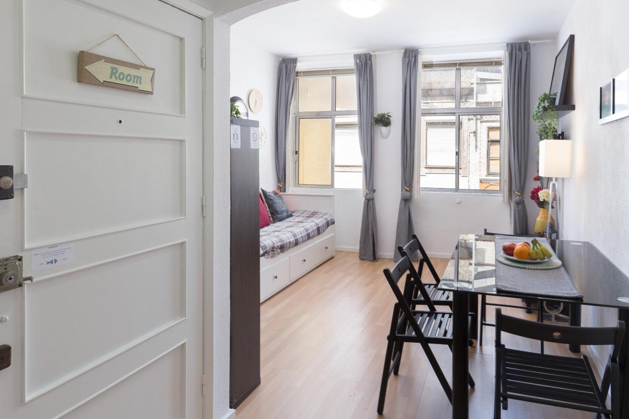 Host Wise - Large Flat W Terrace - Ace Location At Aliados Apartment *