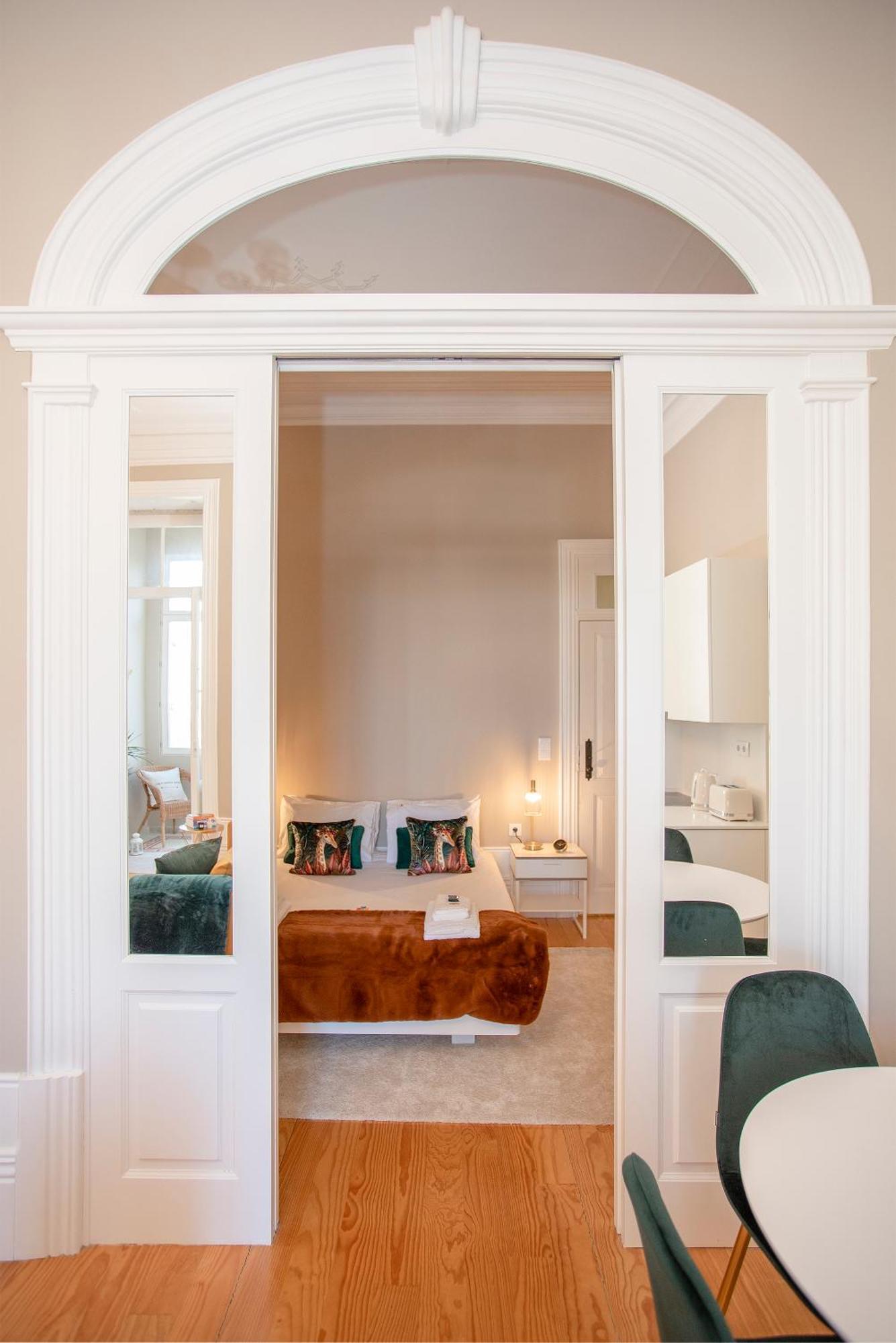 Apartment Liiiving In - Balcony Design