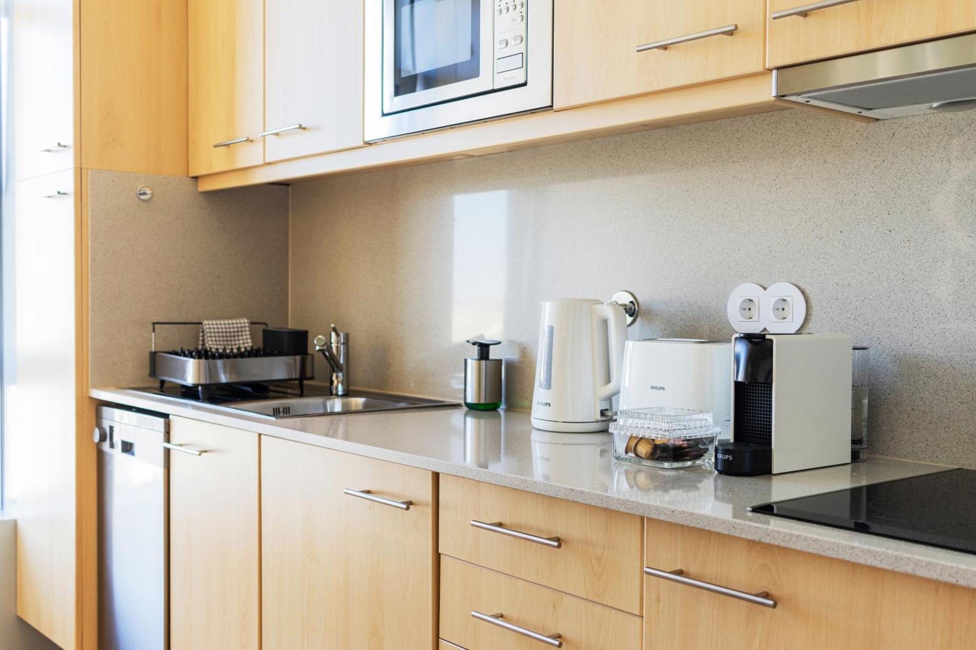 Apartment S1405 - Practical And Modern - Ac, Balcony And Parking