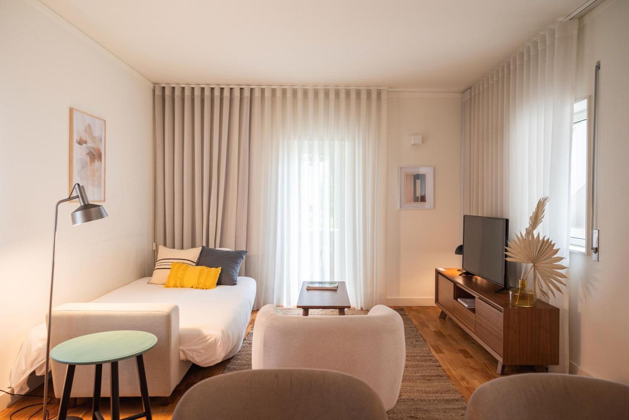 Bombarda Homes * Porto
