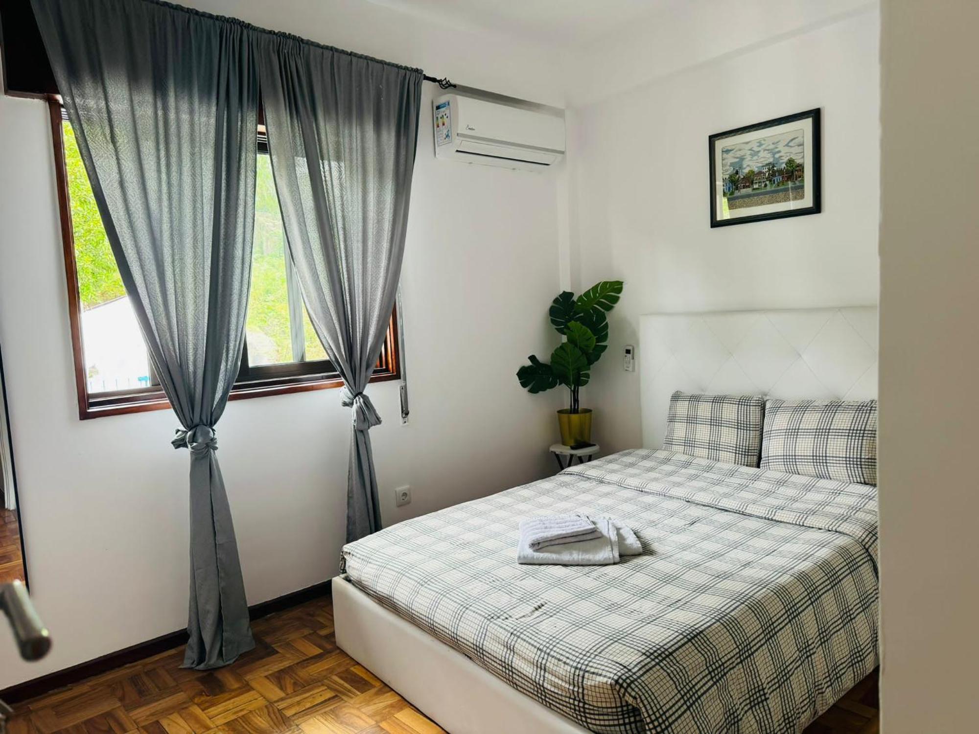 Guest house Grand Sasimi House *