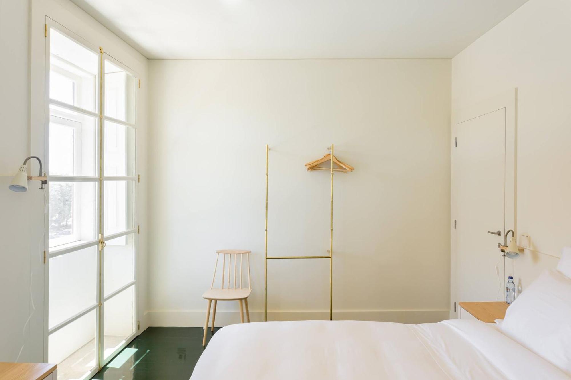 Duas Portas Townhouse 3*