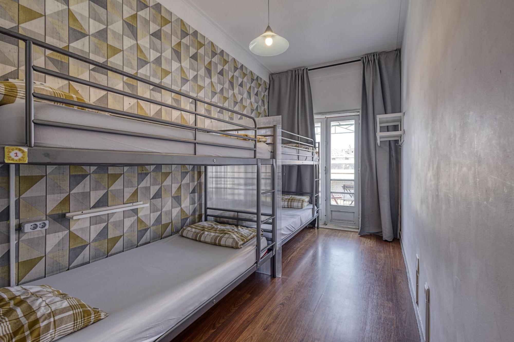 Travel & Live Porto