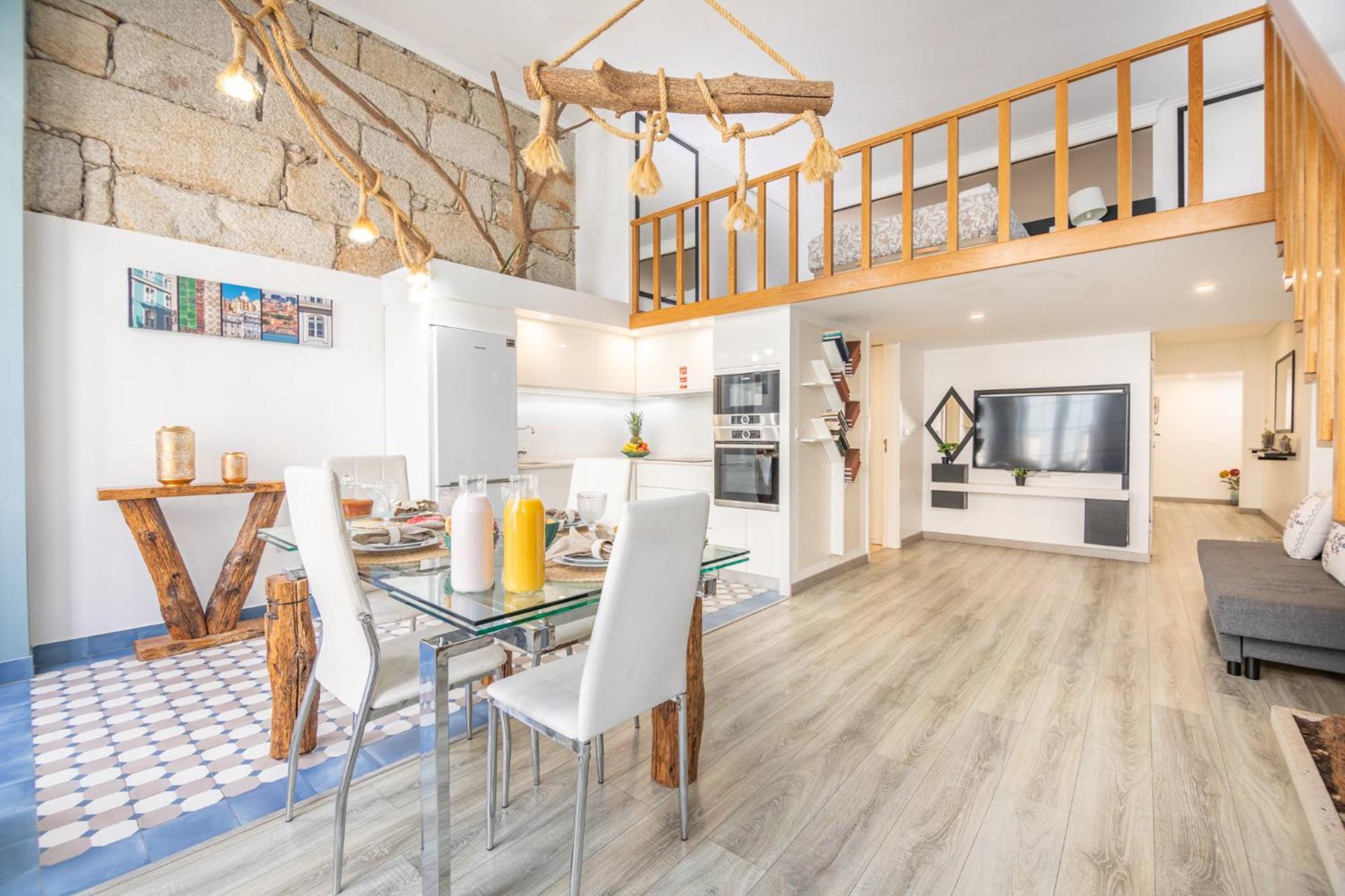 Deluxe Spacious Flats W Mezzanine By Host Wise Apartment *