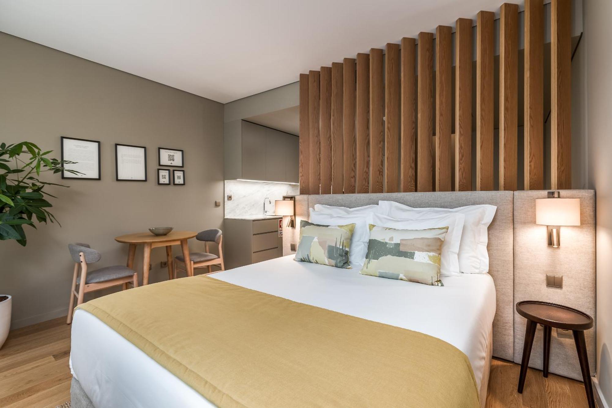 Legends House By Sweet Aparthotel 2*