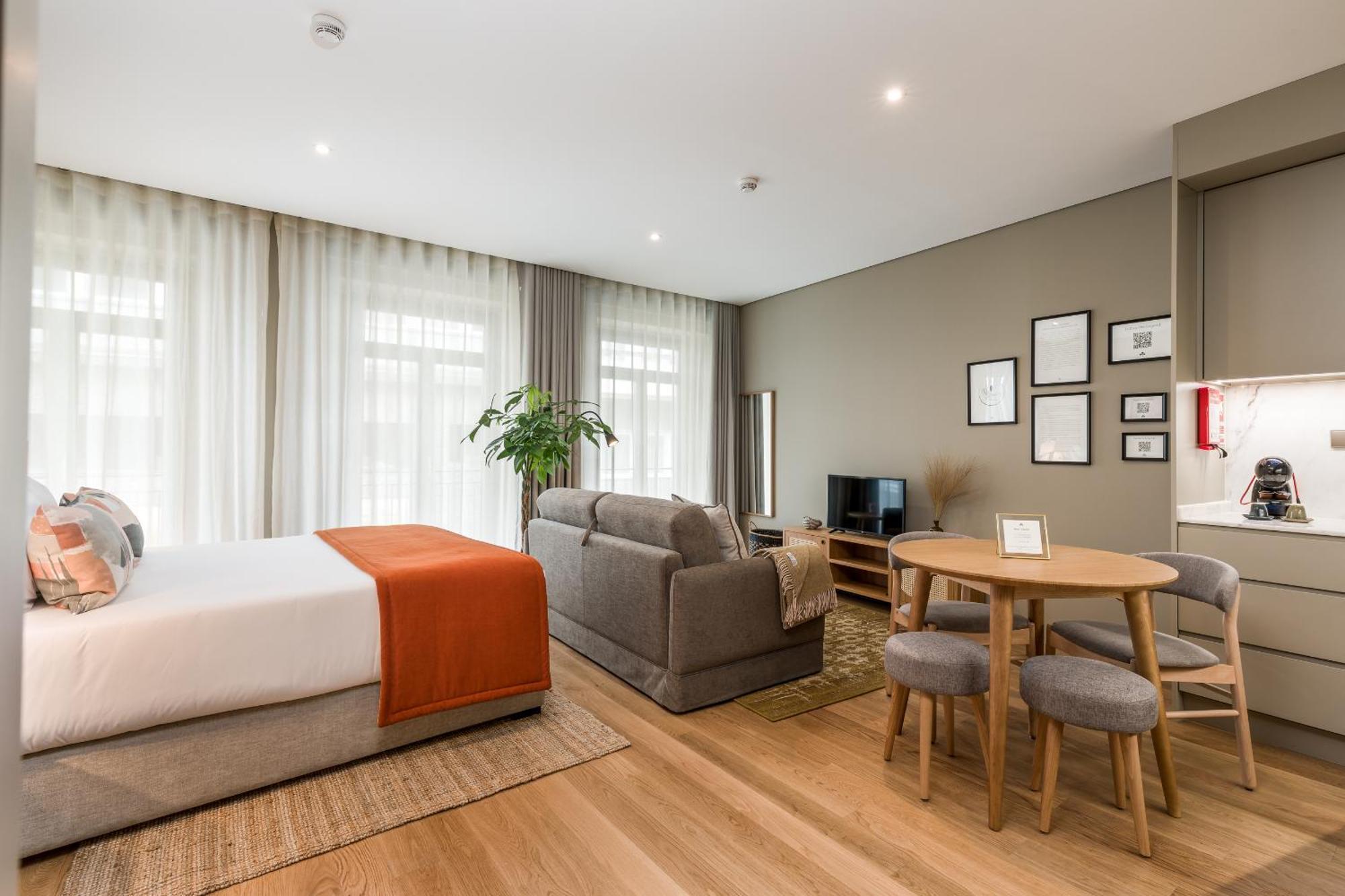 Aparthotel Legends House By Sweet
