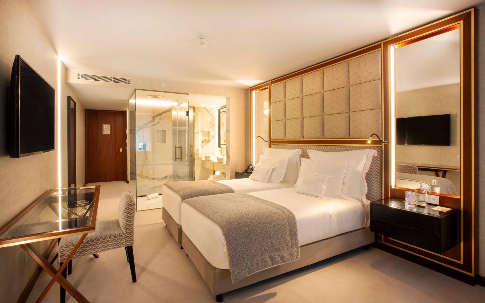 Hotel Wine & Books 5*