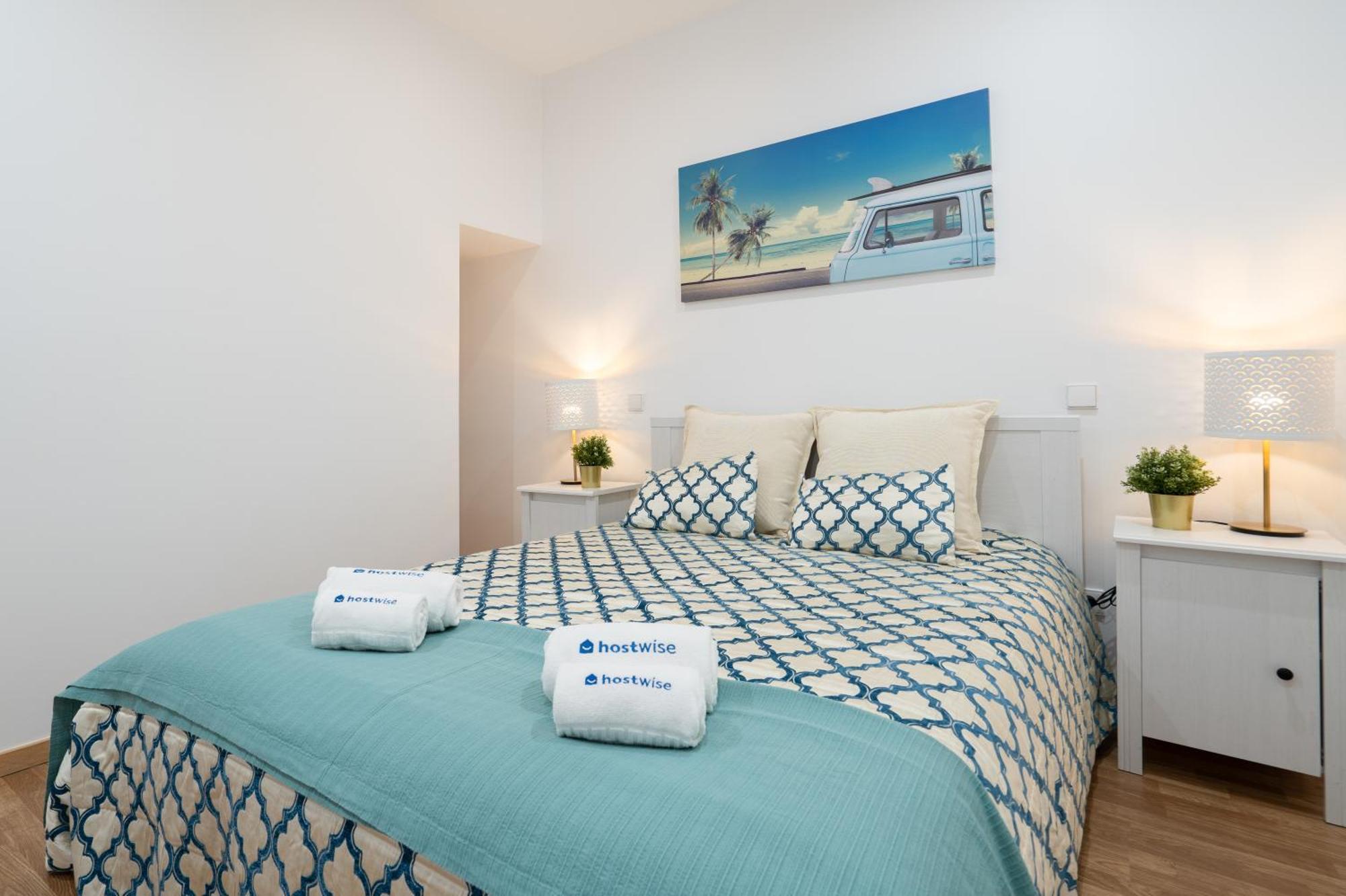 Apartment Host Wise - Colorful Fresh Flats - Batalha