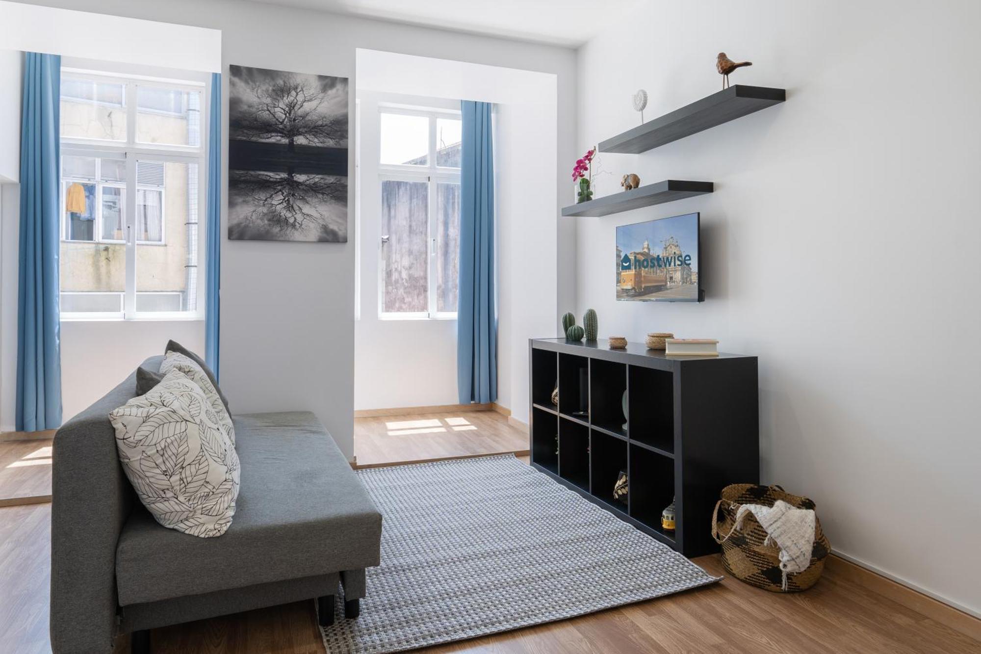 Host Wise - Colorful Fresh Flats - Batalha Apartment *