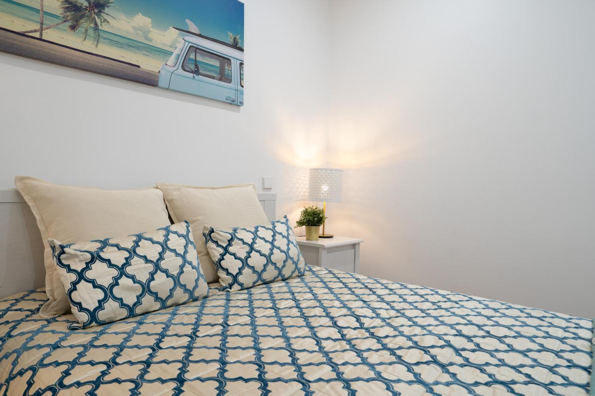 Apartment Host Wise - Colorful Fresh Flats - Batalha