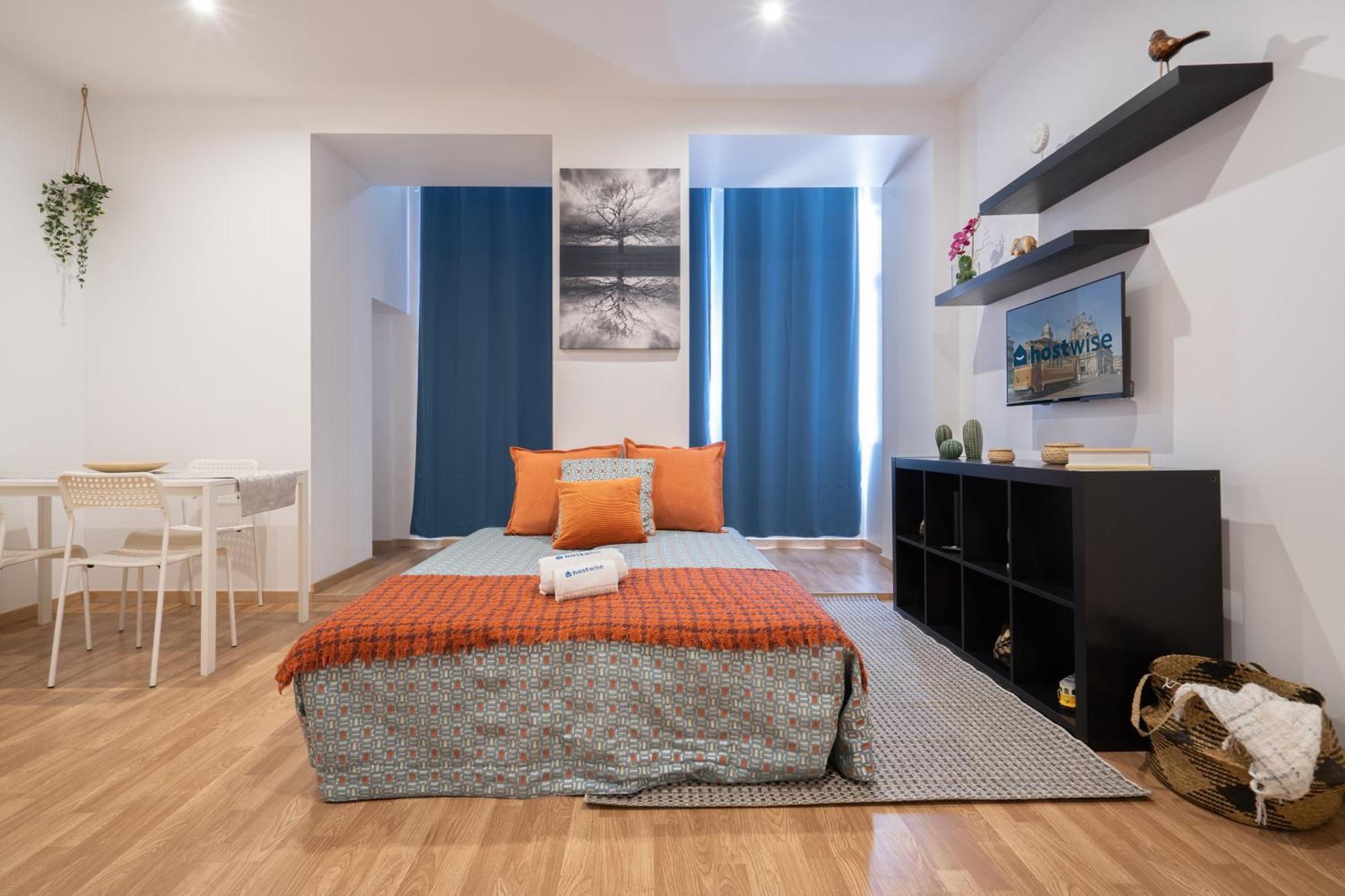 Apartment Host Wise - Colorful Fresh Flats - Batalha *