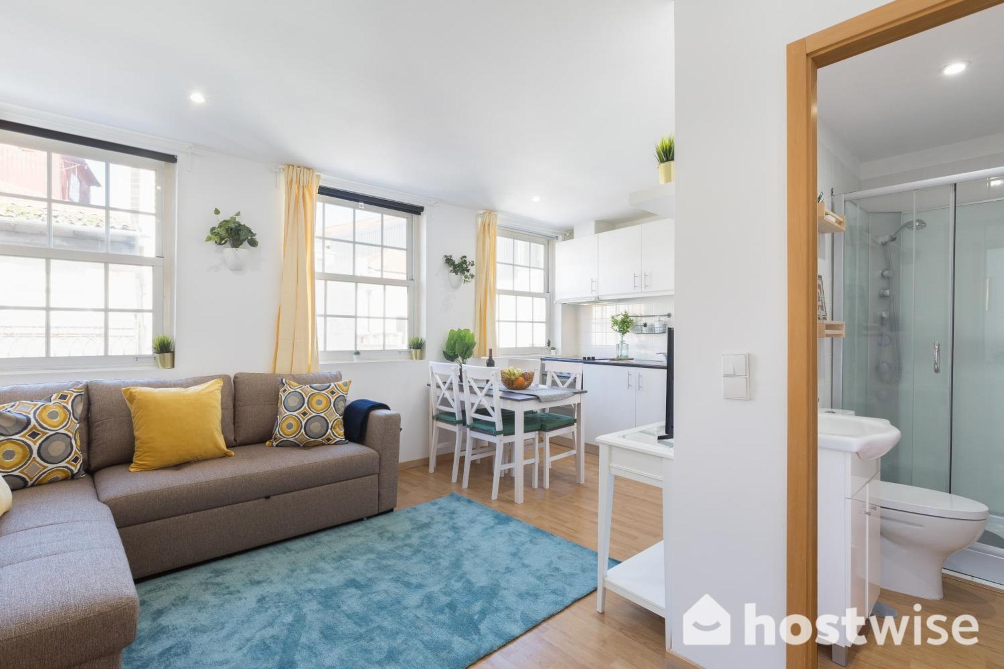 Host Wise - Colorful Fresh Flats - Batalha *