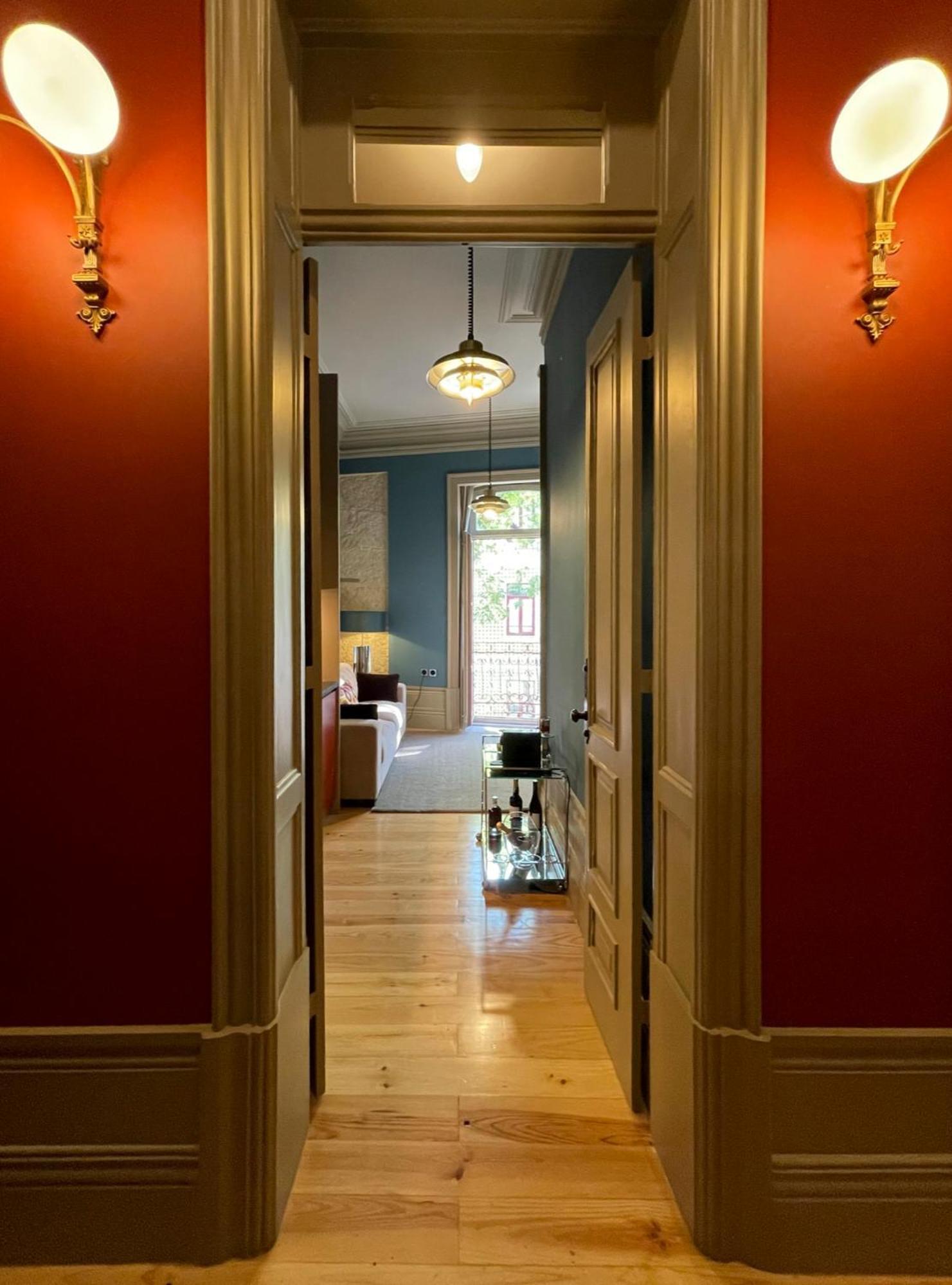 Victoria House *